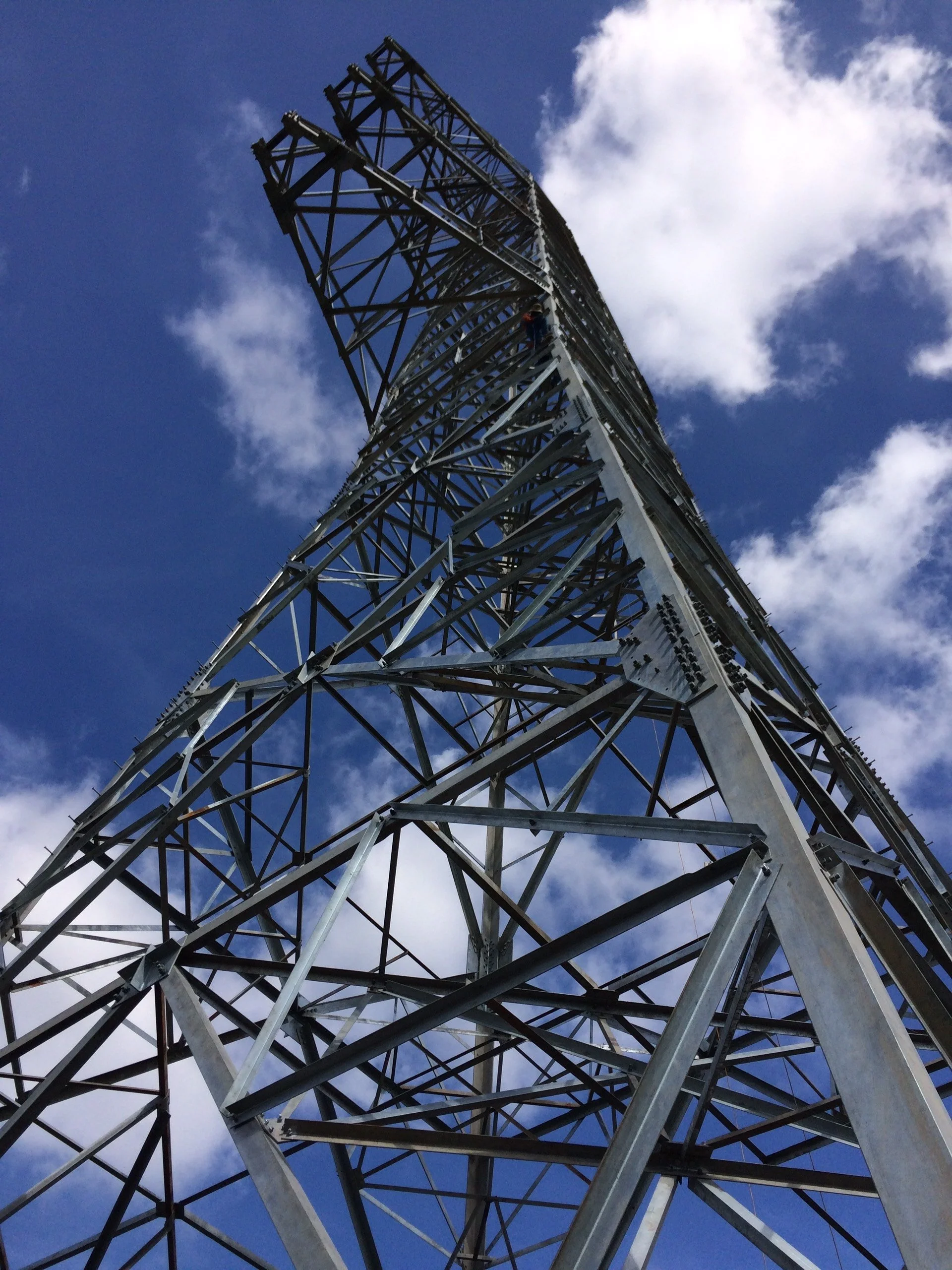 Стальной столб с силовой передачей высокого качества изготовленный VV