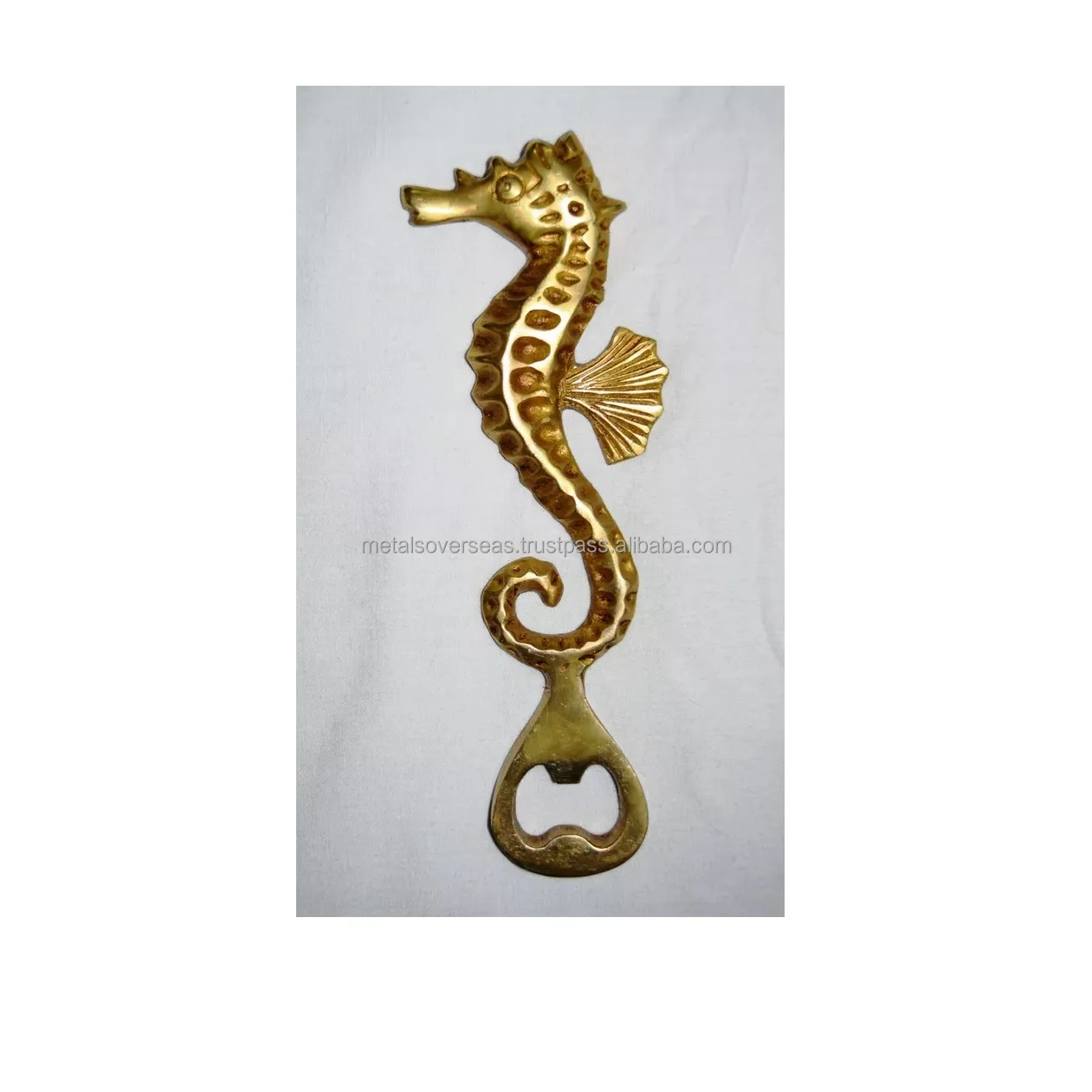 Оптовая цена эмалированный ручной морской корабль якорь открывашка для бутылок барный стол изготовленный из металла за рубежом