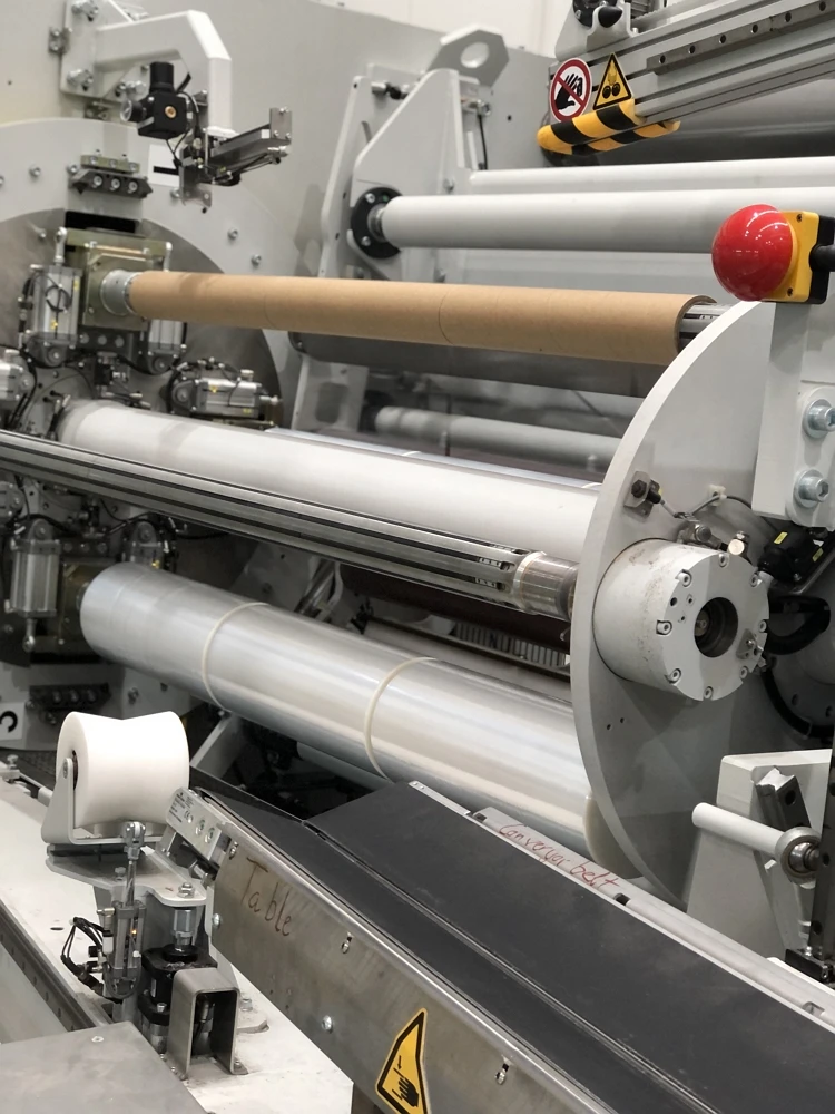 17 Micron 500mm Transparent Filler Masterbatch Granules Stretch Film Power wrapping polyethylene stretch wrap film jumbo roll