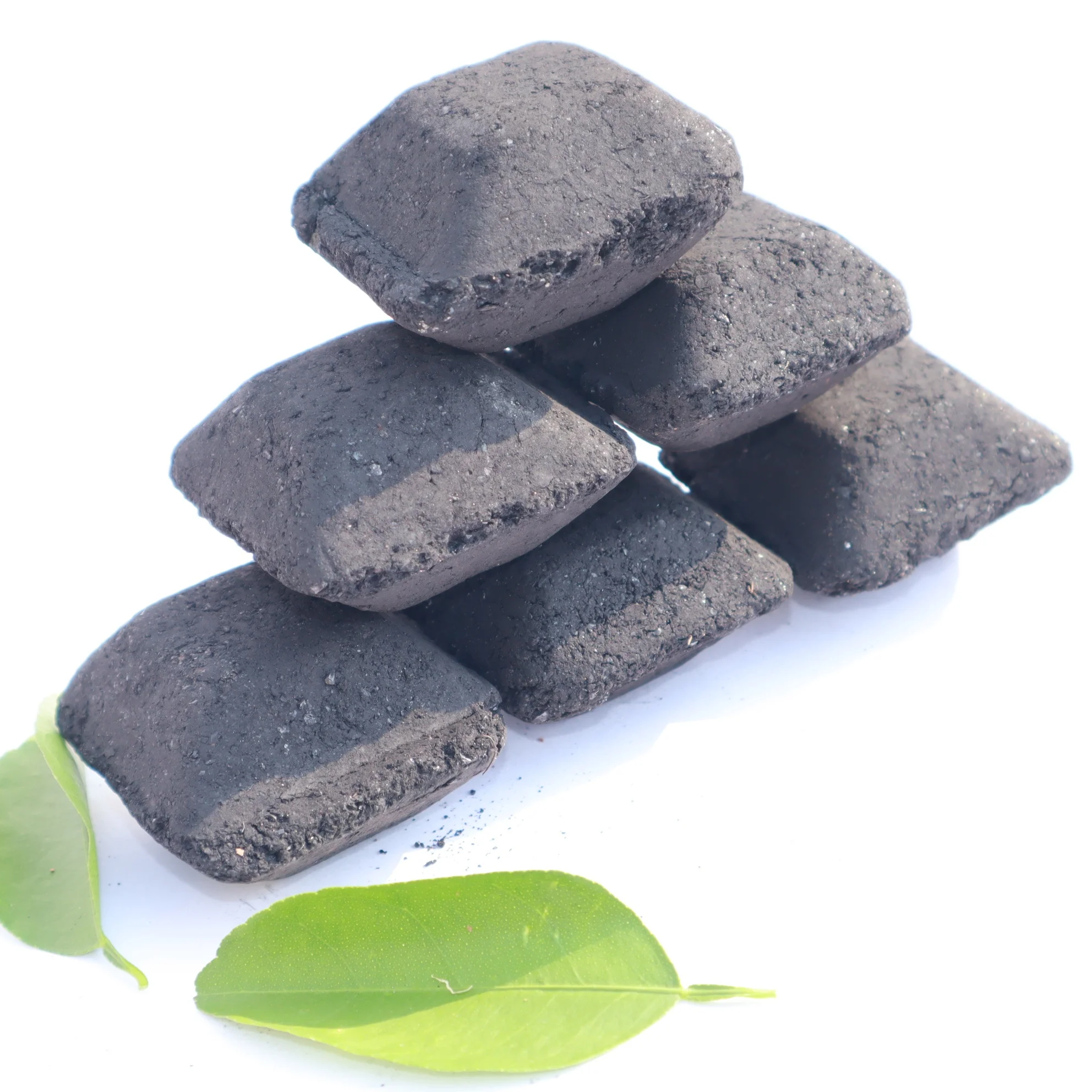 2023 Indian Coconut Charcoal BBq Charcoal with Customized Shaped For Food Industry & Barbeque