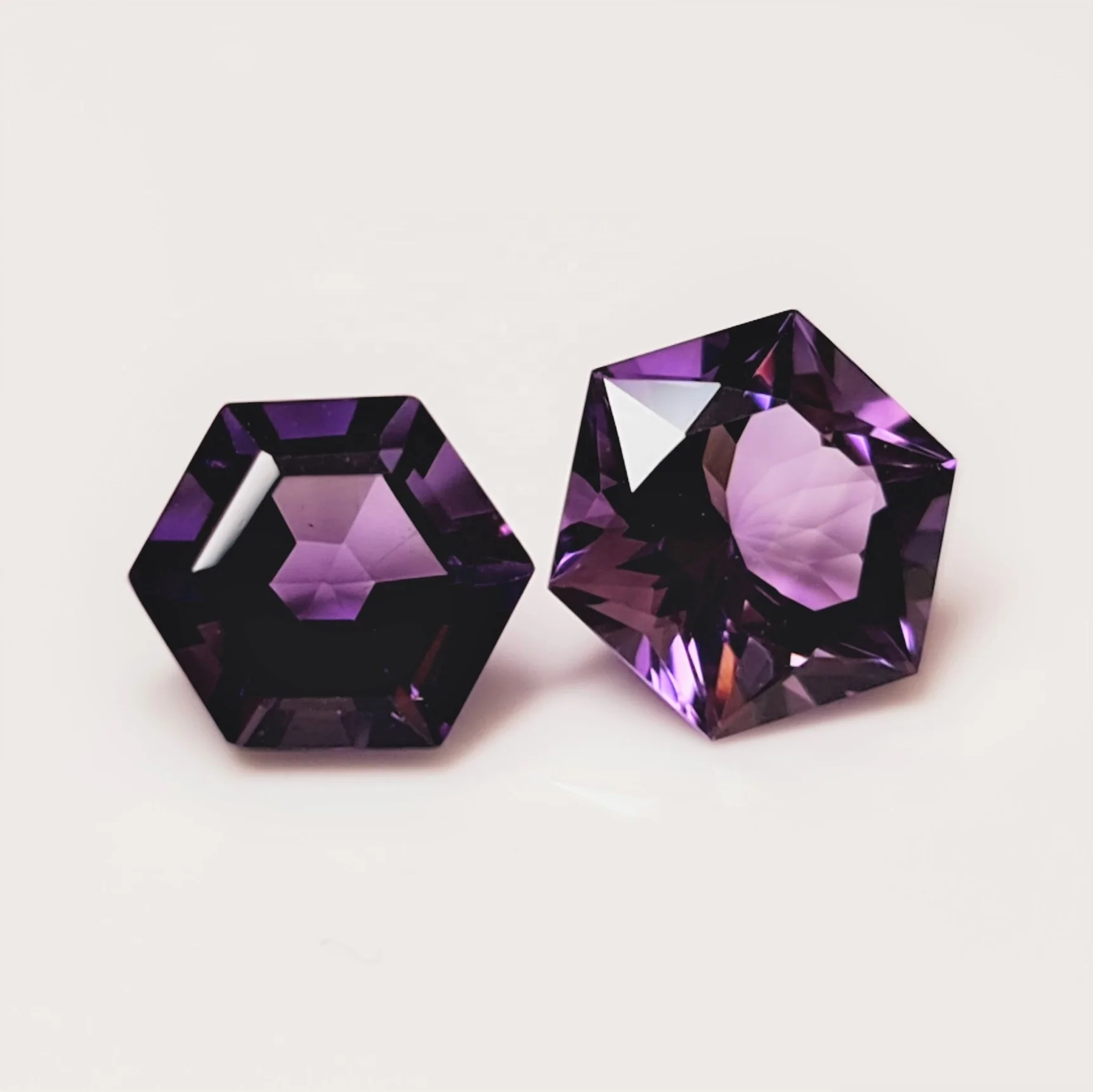 Fancy Star cut semi precious gemstones amethyst. Calibrated in different sizes as per requirements.