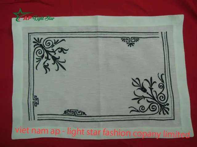 100% cotton   Hand  Embroidered Napkins for restaurant