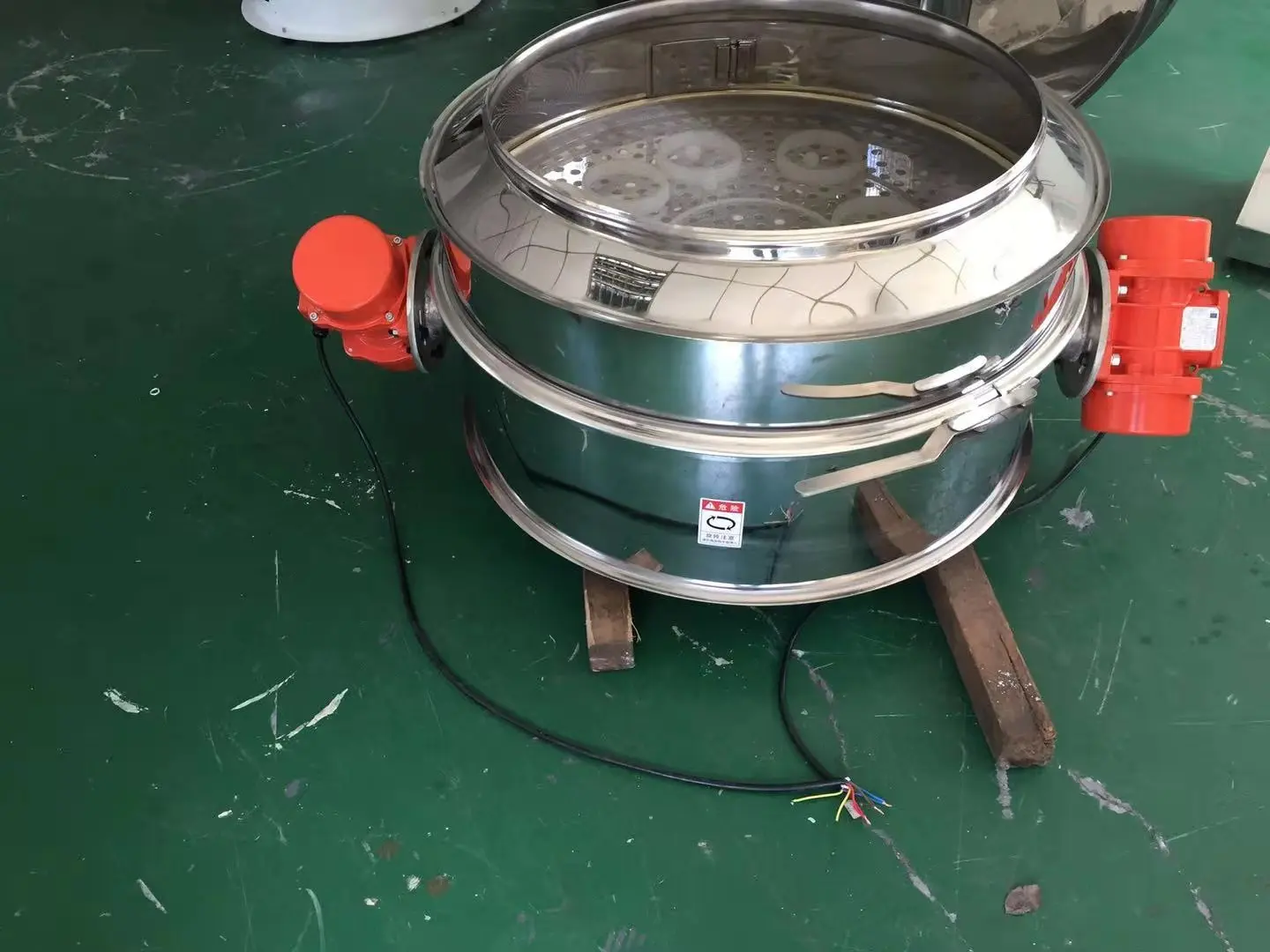 Fast 400mm Sieve Machine Sugar Sucrose Glucose Vibrating Sieve For Sand