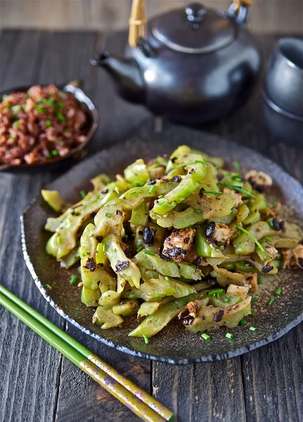 Pure Natural Salted Black Bean Paste Sauce [Ahimsa Vegan/Vegetarian/Plant-based Black Bean Sauce] Bottle Condiment