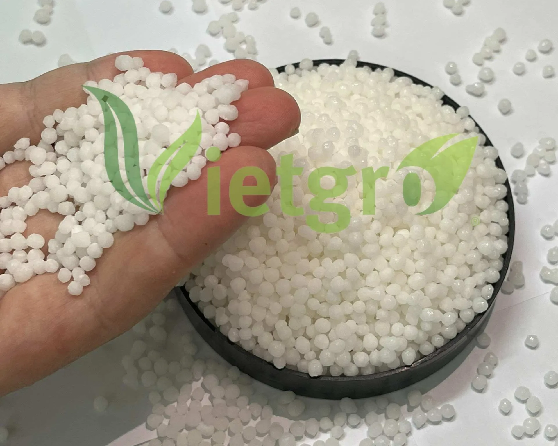 VGF CALCIUM NITRATE WITH PROMPT SHIPMENT AND LOW RATE