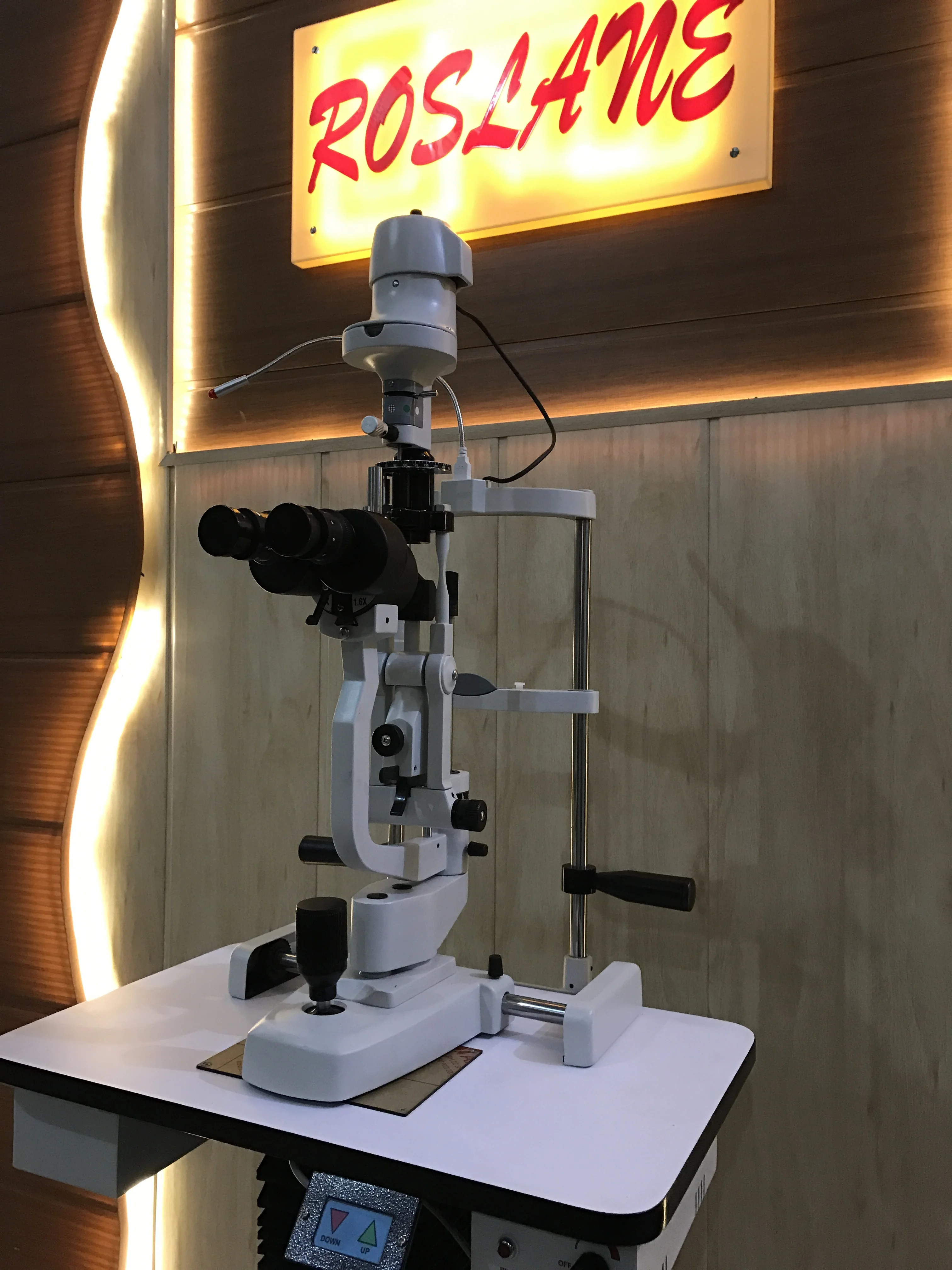 Ocular Ophthalmic Equipment Slit Lamp - CE Certified Optical Equipment for eye examination Slit Lamp with applanation tonometer