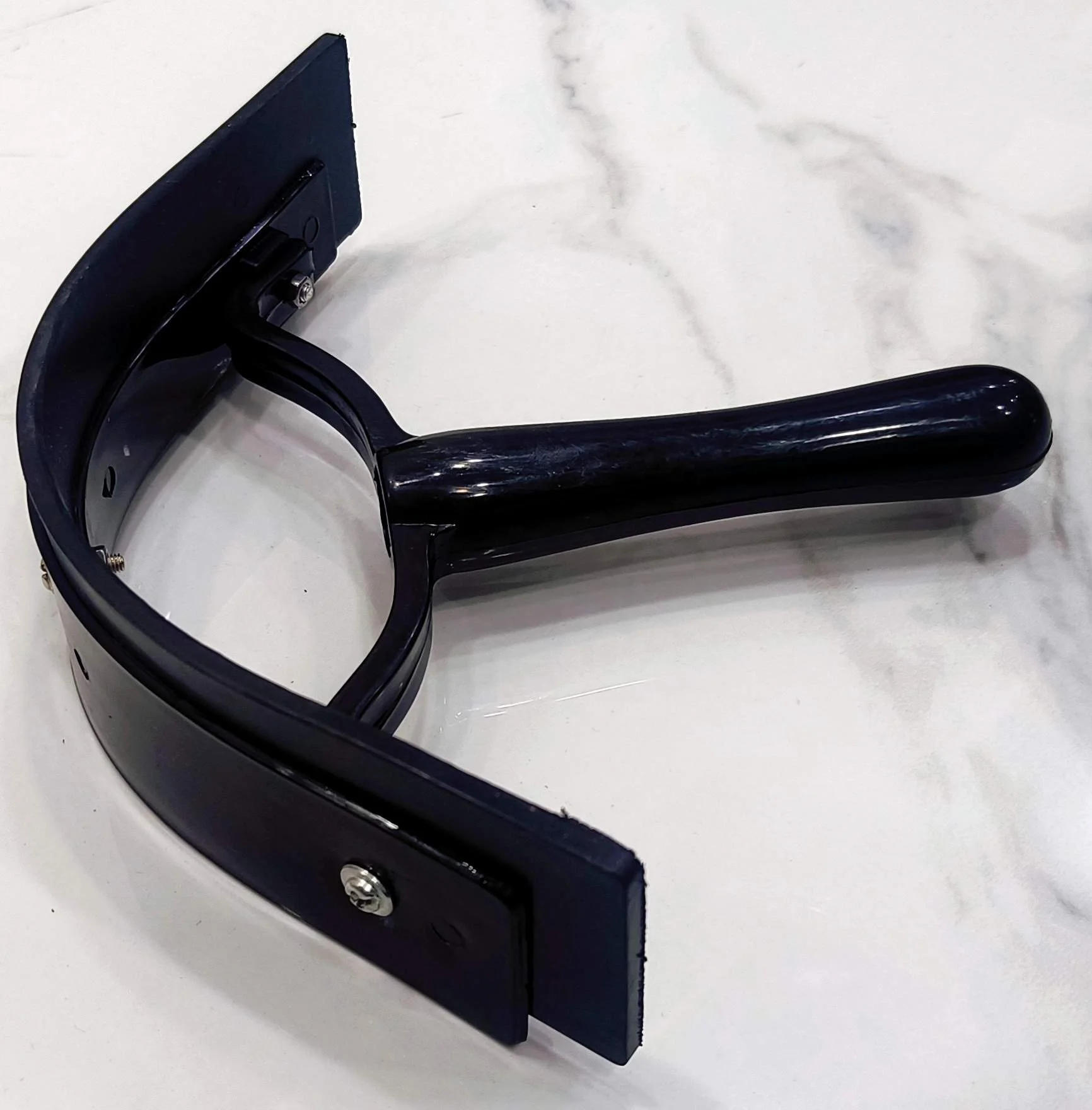 Equestrian Equipment Soft Touch Horse Grooming Brush Mane and Horse Sweat Scraper customized horse care products