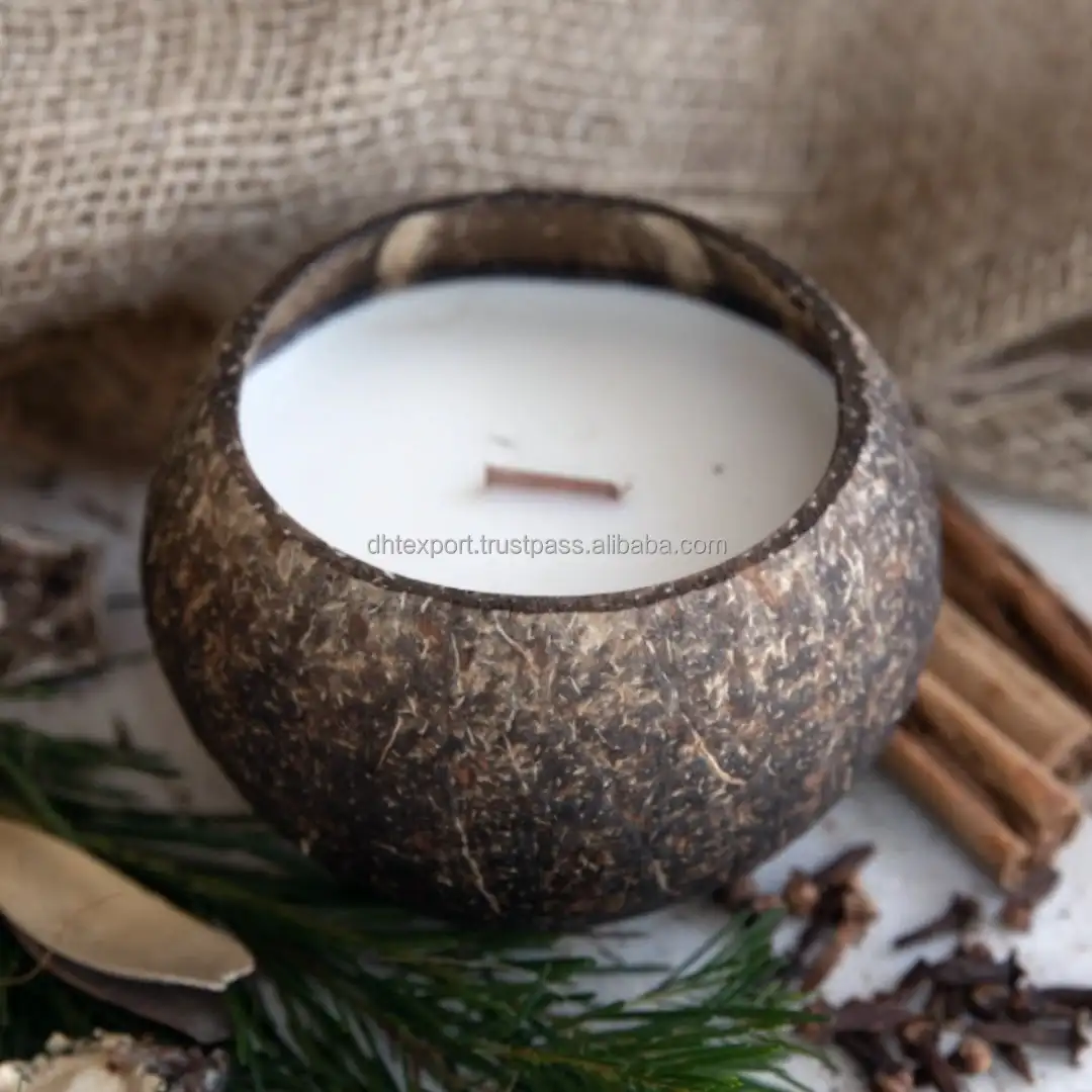 High quality set soy wax scented candles coconut/candle holder coconut /Coconut candle with Palm wax candle coconut shell