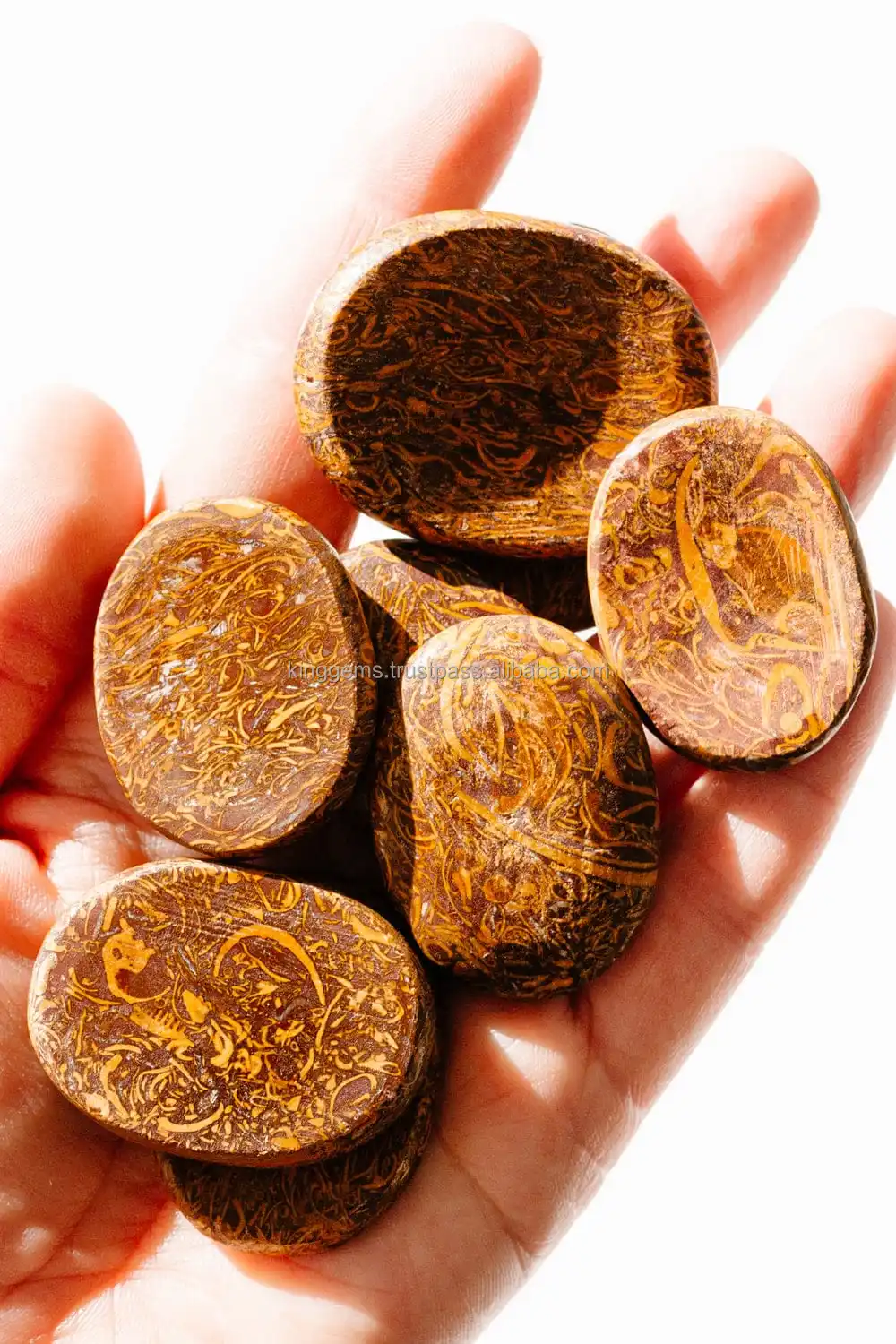 Wholesale Natural Custom Gem Crystals Healing Chakra Stones MARIYAM Worry Stone for Reiki Crystal Healing Meditation