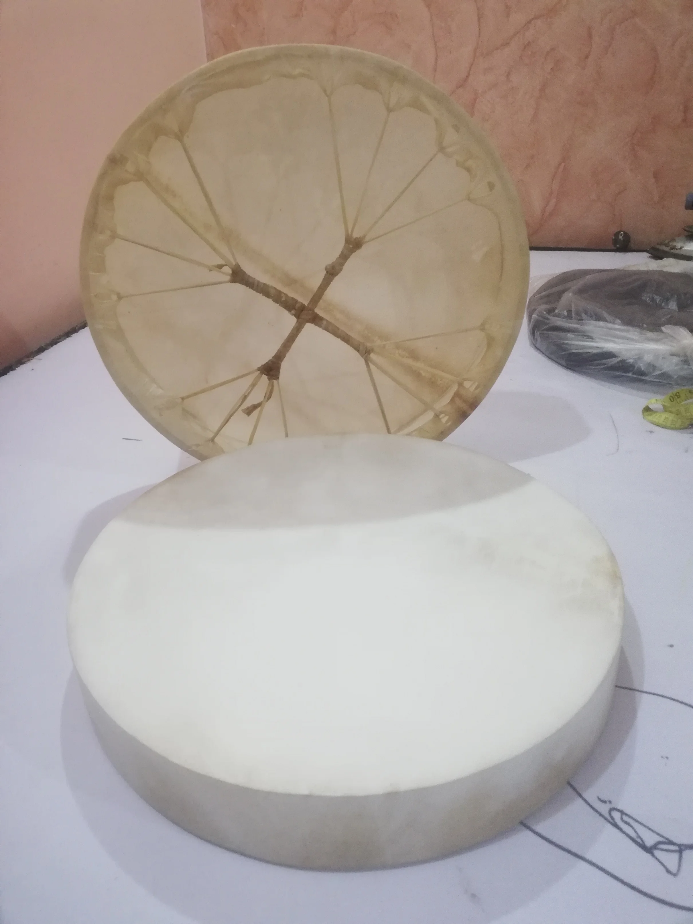 Handmade egg shape Shaman Drum Tambourine Drum Wood with Goatskin Head Percussion Instrument Frame Drum