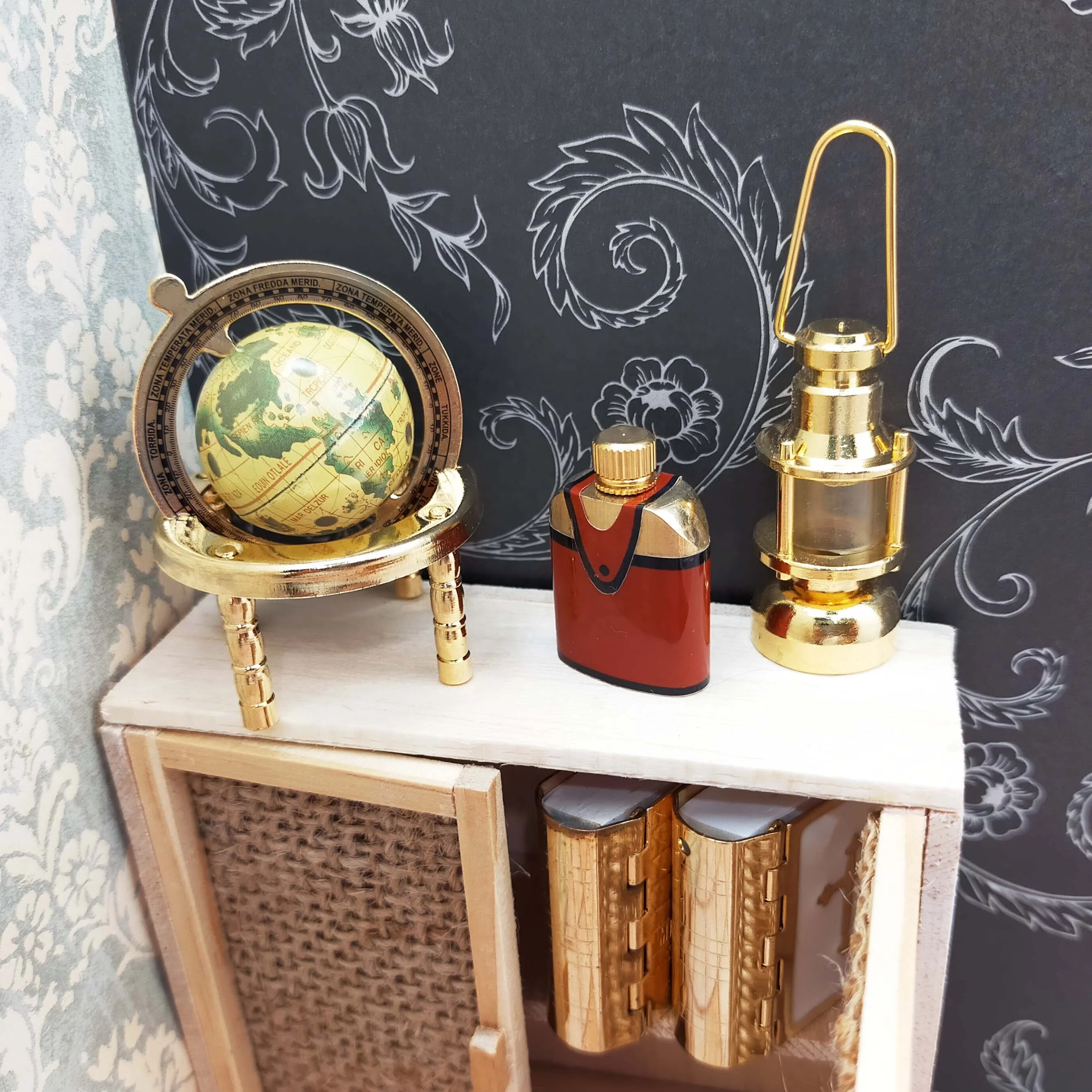 Miniature Doll House 1:12 Fancy Study Roon