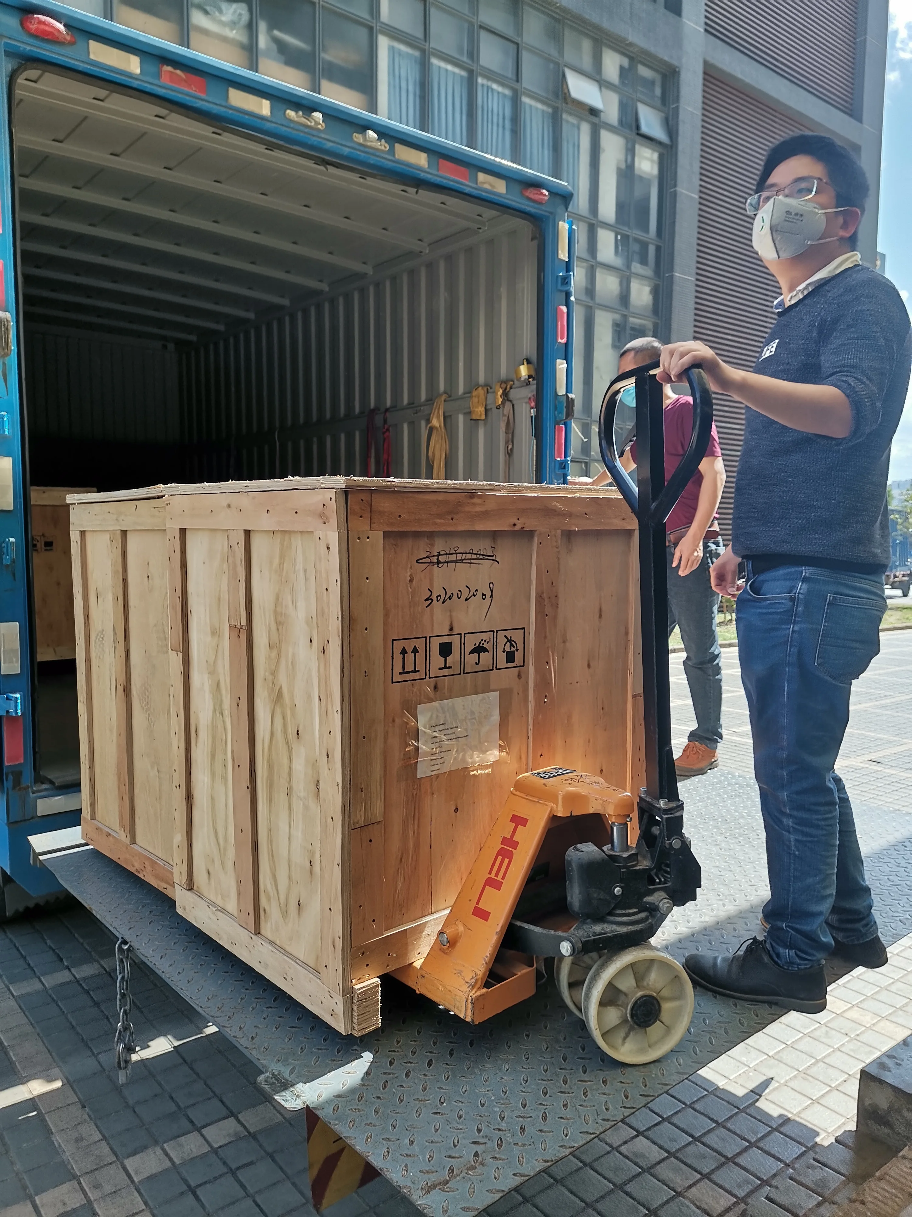 Key  sales  CCD Line  under vehicle inspection car scanning system for important places