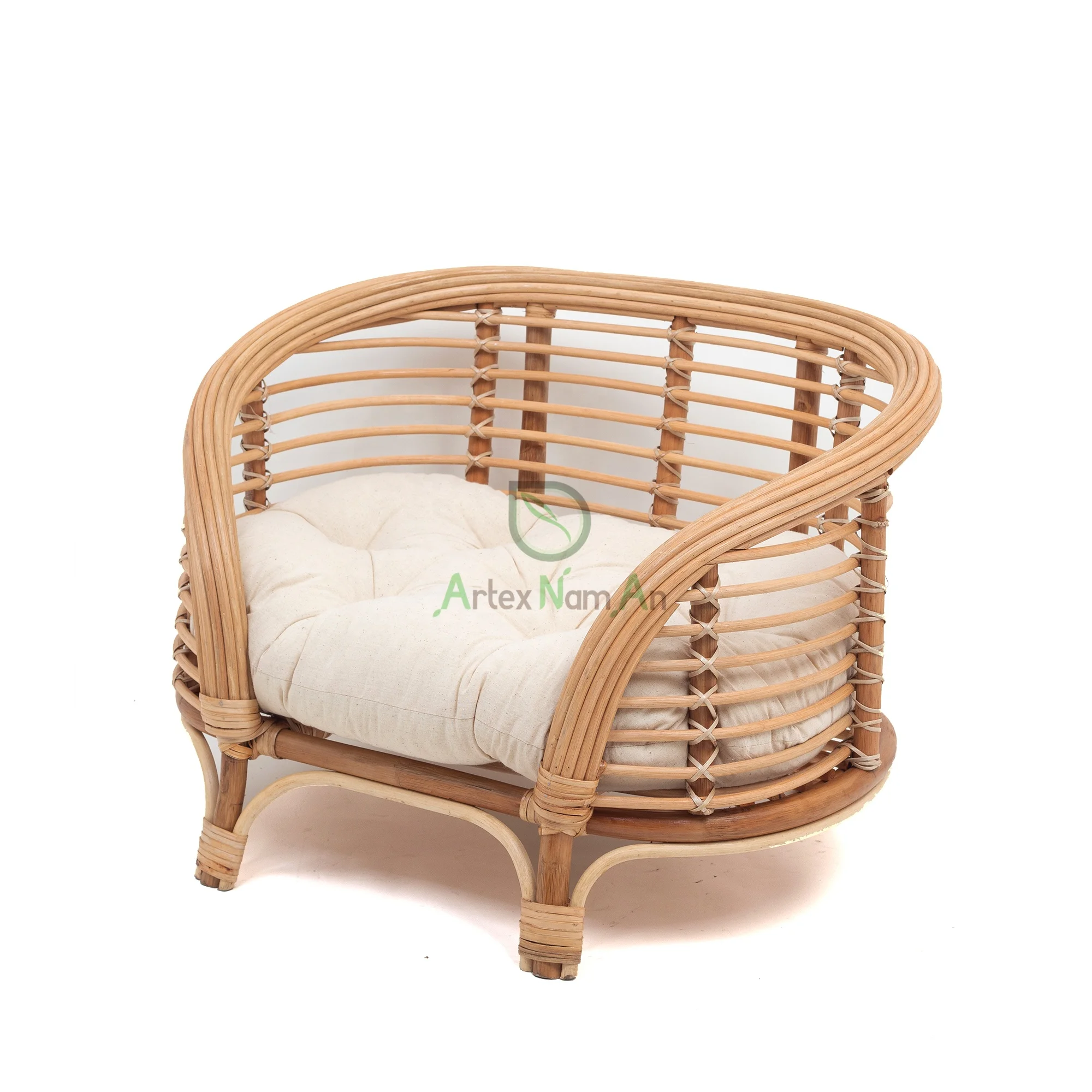 Eco friendly large rattan pet bed with fabric mattress for cat and dog also wicker bed for pet supplies