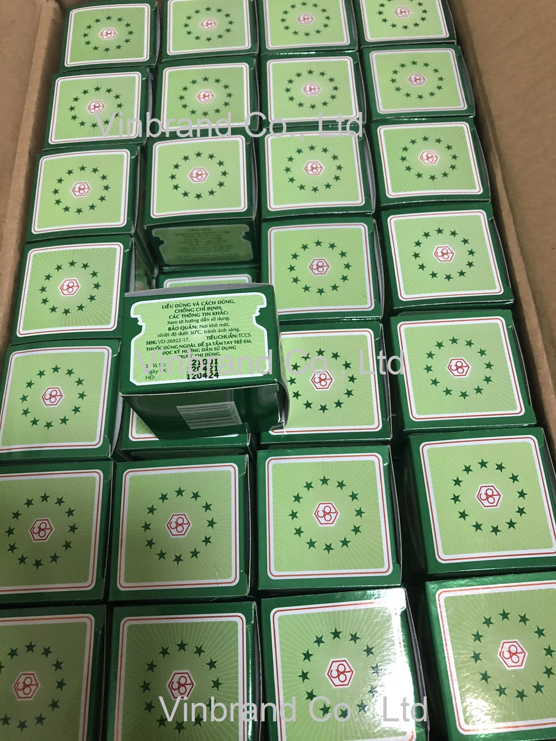 Golden Star Balm 10g/ Vietnamese Cao Sao Vang / Vietnamese All Natural Aromatic Balsam Medicinal Ointment