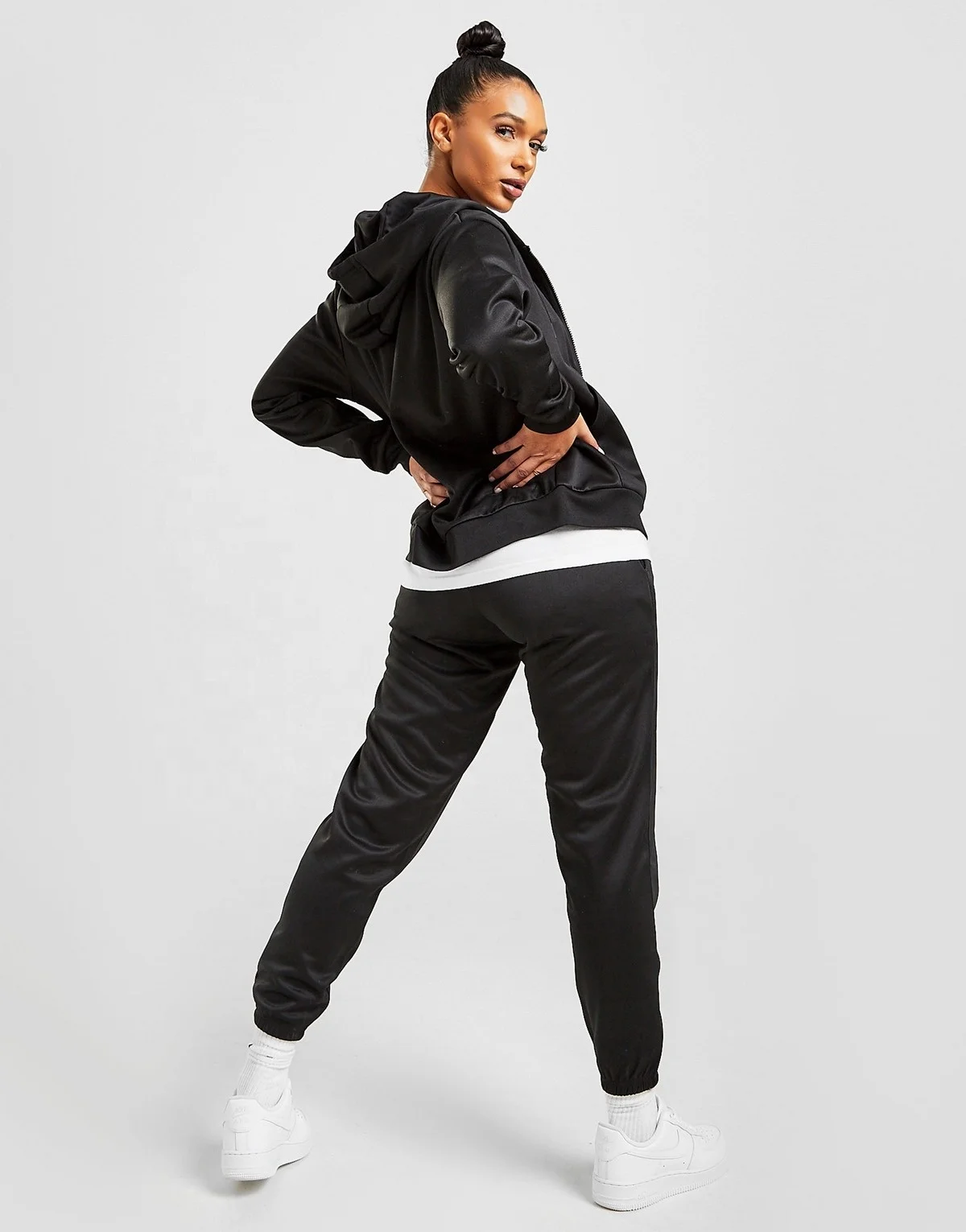 Siccin представляет высококачественный Женский Ультра мягкий полиэстер флис без рисунка индивидуальный логотип спортивные костюмы с рисунками