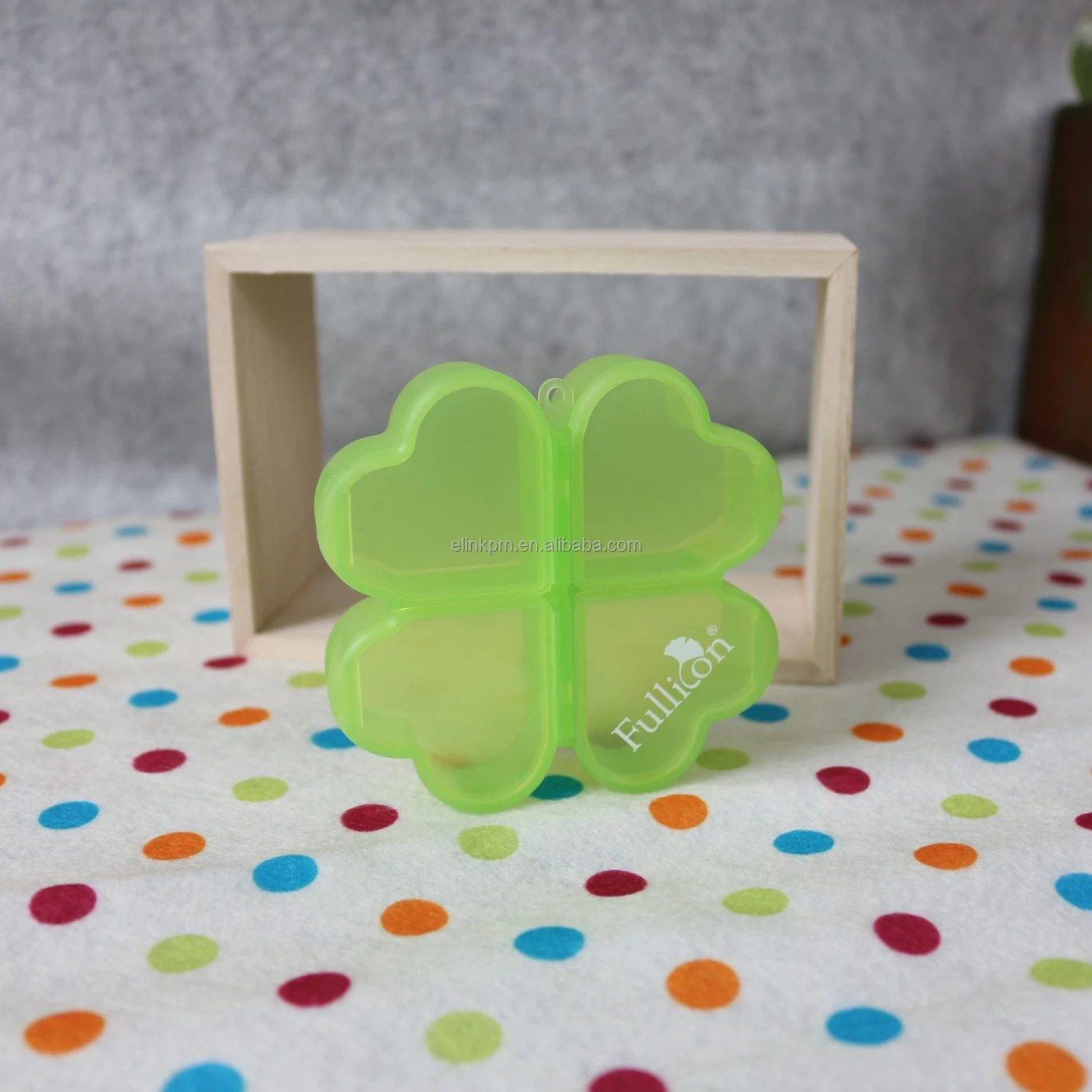 Пластиковая коробка для таблеток с логотипом на заказ