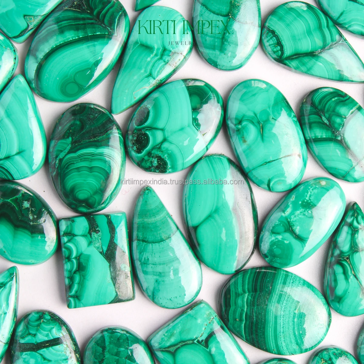 Подлинные полудрагоценные камни зеленого африканского малахита трендовые Аутентичные натуральные кристаллы Аризона высокое качество