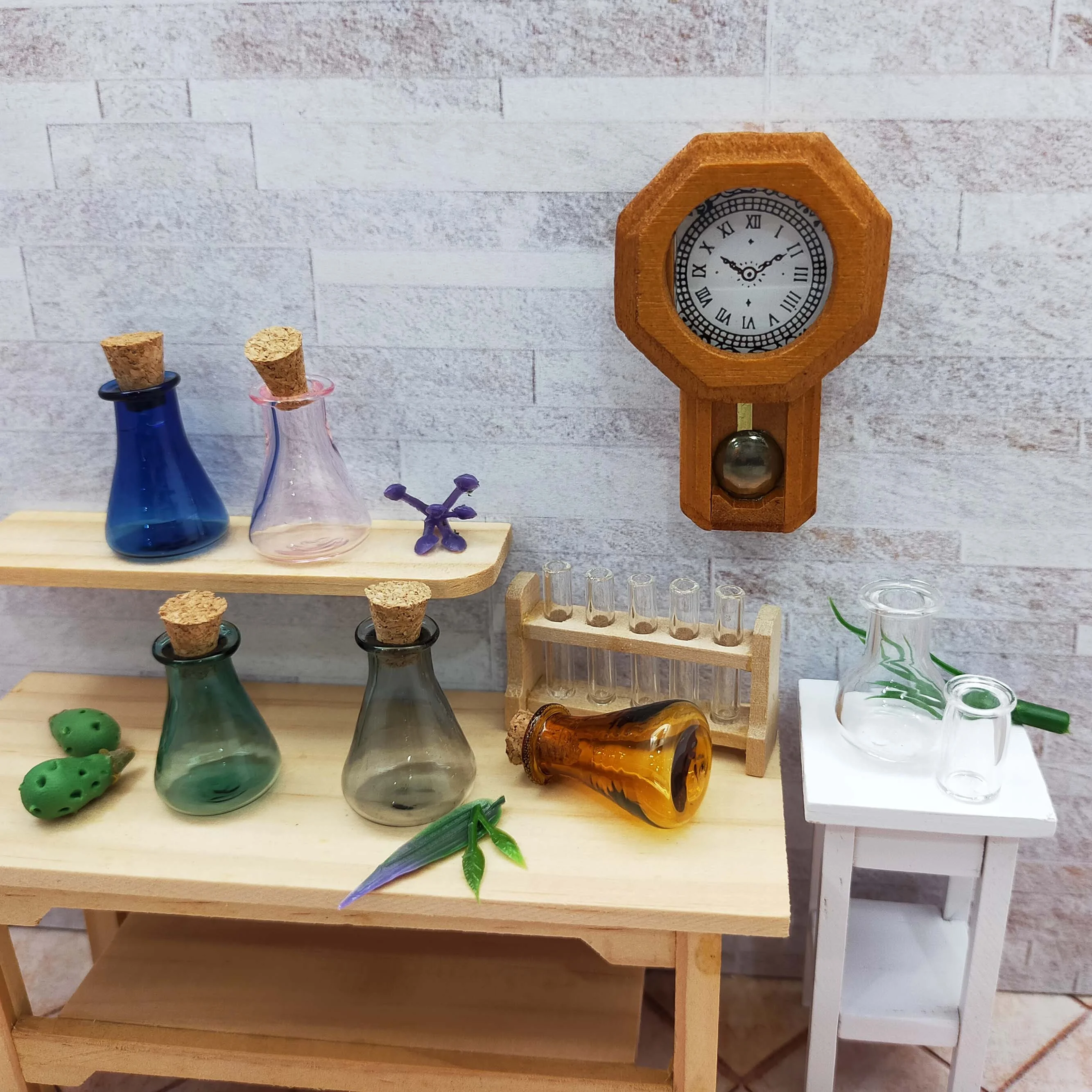 1:12 Miniature Doll House with Triangle Glass Bottle Multiple Colors Unisex DIY Furniture Toys Made of PC Material