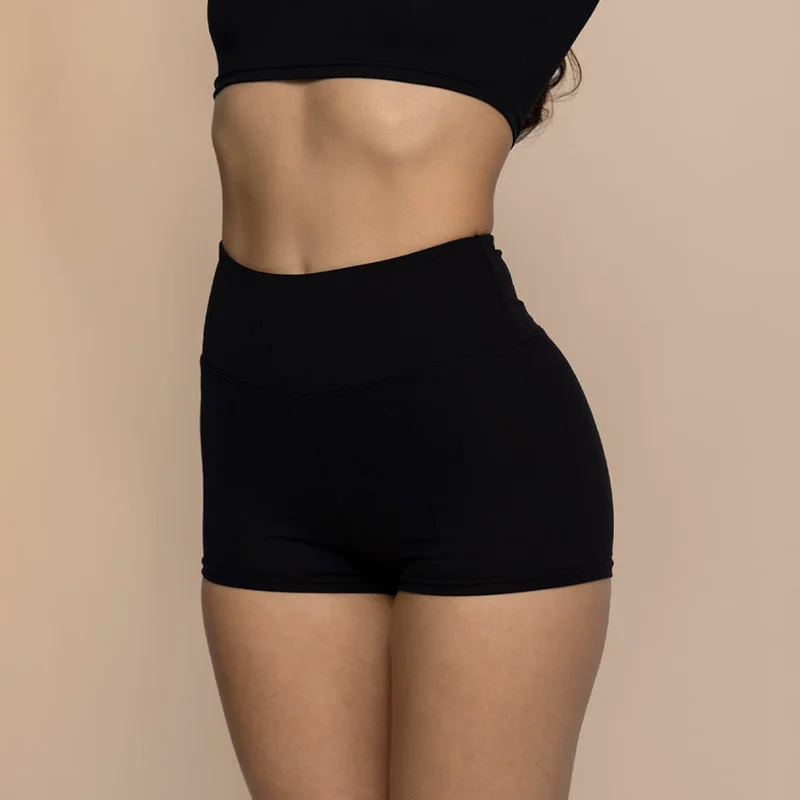 Custom Logo Moisture Wicking Nylon Crew Neckline Crop top With Butt Lifting Wrinkles Fitness Shorts Two Piece Yoga Set For Women