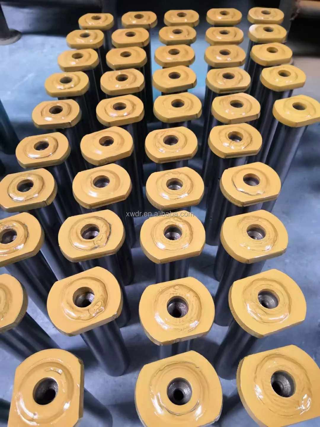 Excavator Bucket Pins And Bushings Size 30*120 120*200 Bucket Teeth Pin For Excavator
