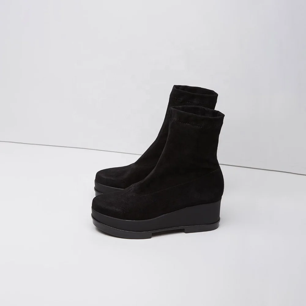  Коричневые женские ботинки на танкетке высоком каблуке с мехом в западном стиле