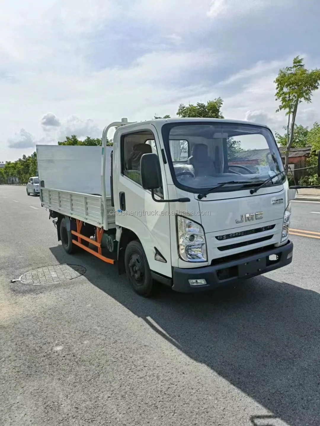 JMC T822 4x2 light truck construction tipper mini dump truck for sale