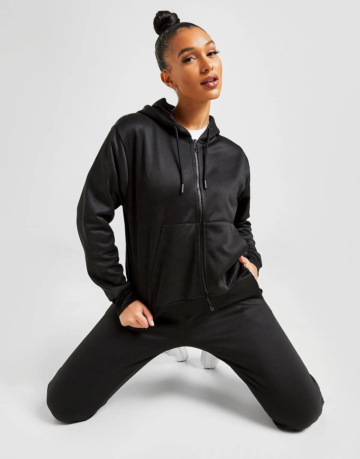 Siccin представляет высококачественный Женский Ультра мягкий полиэстер флис без рисунка индивидуальный логотип спортивные костюмы с рисунками