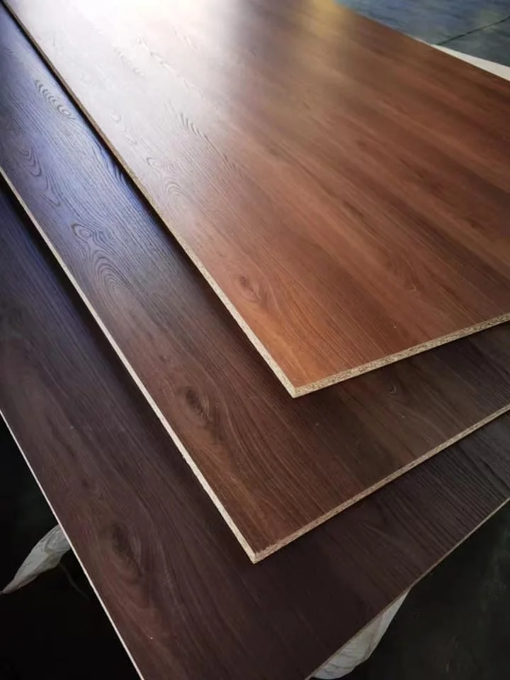 Простая/меламиновая ДВП Водонепроницаемая Fiberboard средней плотности меламиновая обе стороны