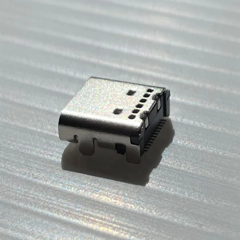 Индивидуальный разъем USB 3,1 типа C