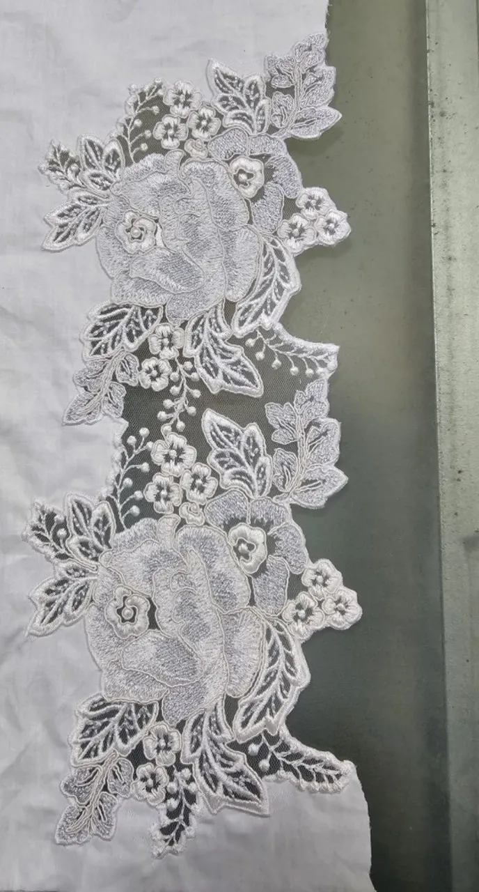 elaborately embroidered bedding and cushion set. New model of February 2024. Accept quantity orders as required