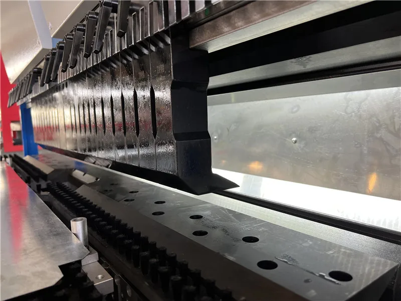Fully Automatic 13 Axis Metal Panel Bender Servo Bending Center for Metal Plate Box