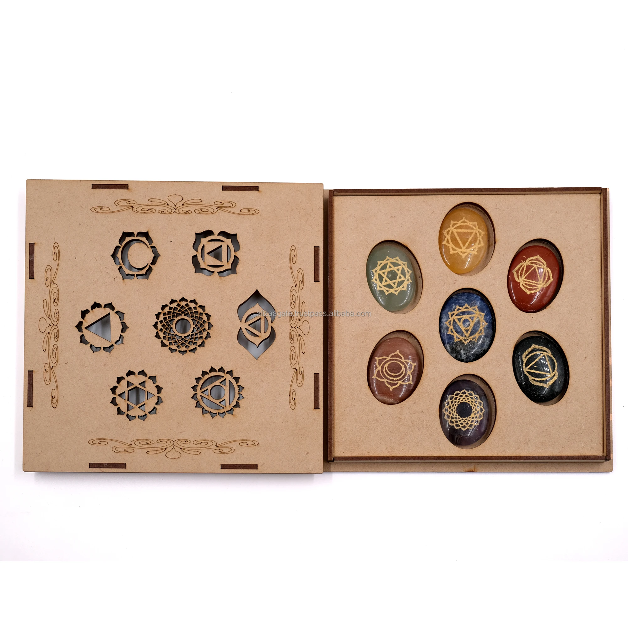 Engraved Chakra Stone Reiki Healing Crystal Seven Chakra Reiki Set With Wooden Box / Healing Reiki Agate 7 Chakra Set With Box