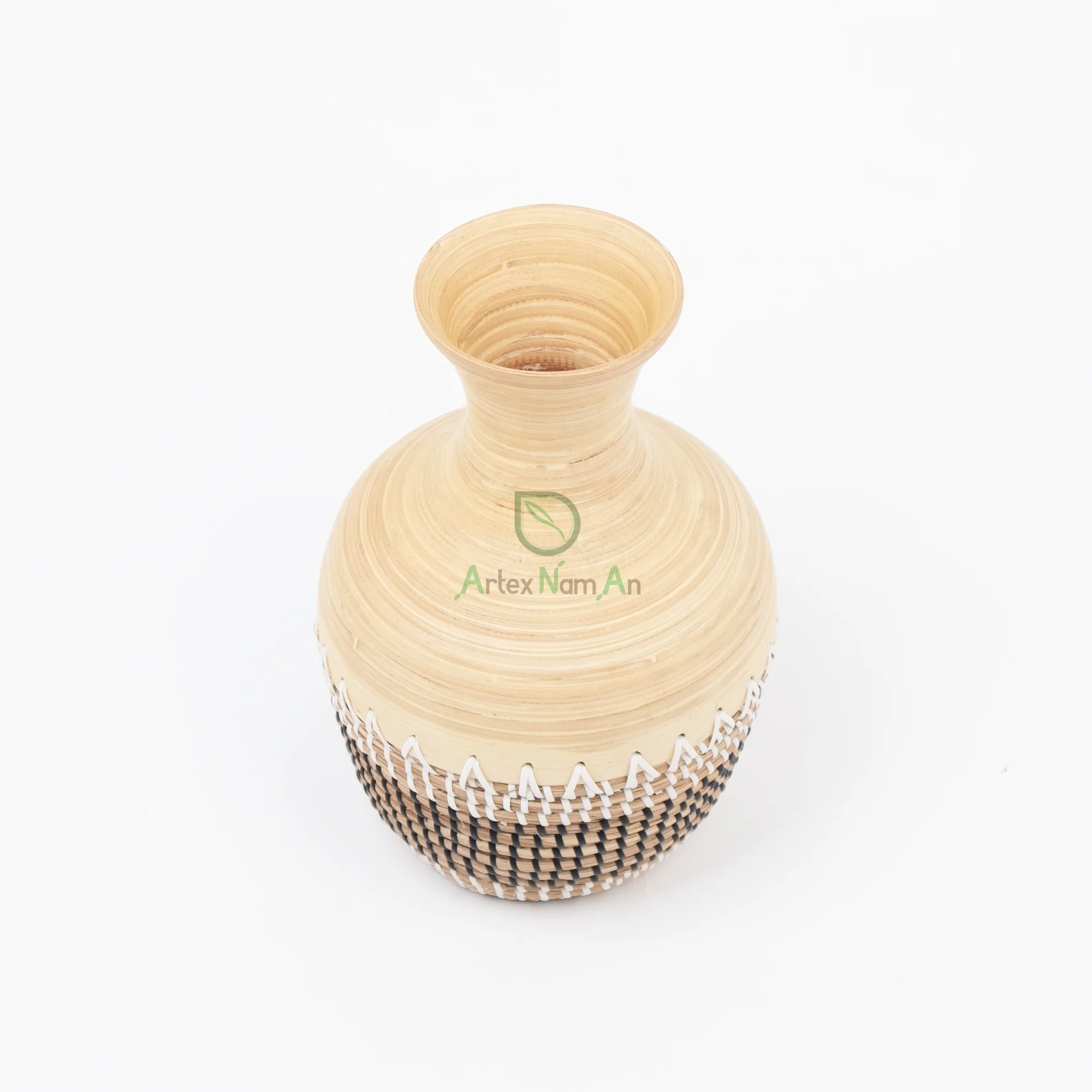 Modern design seagrass and bamboo flower vase/decorative vase for living room/table top decor