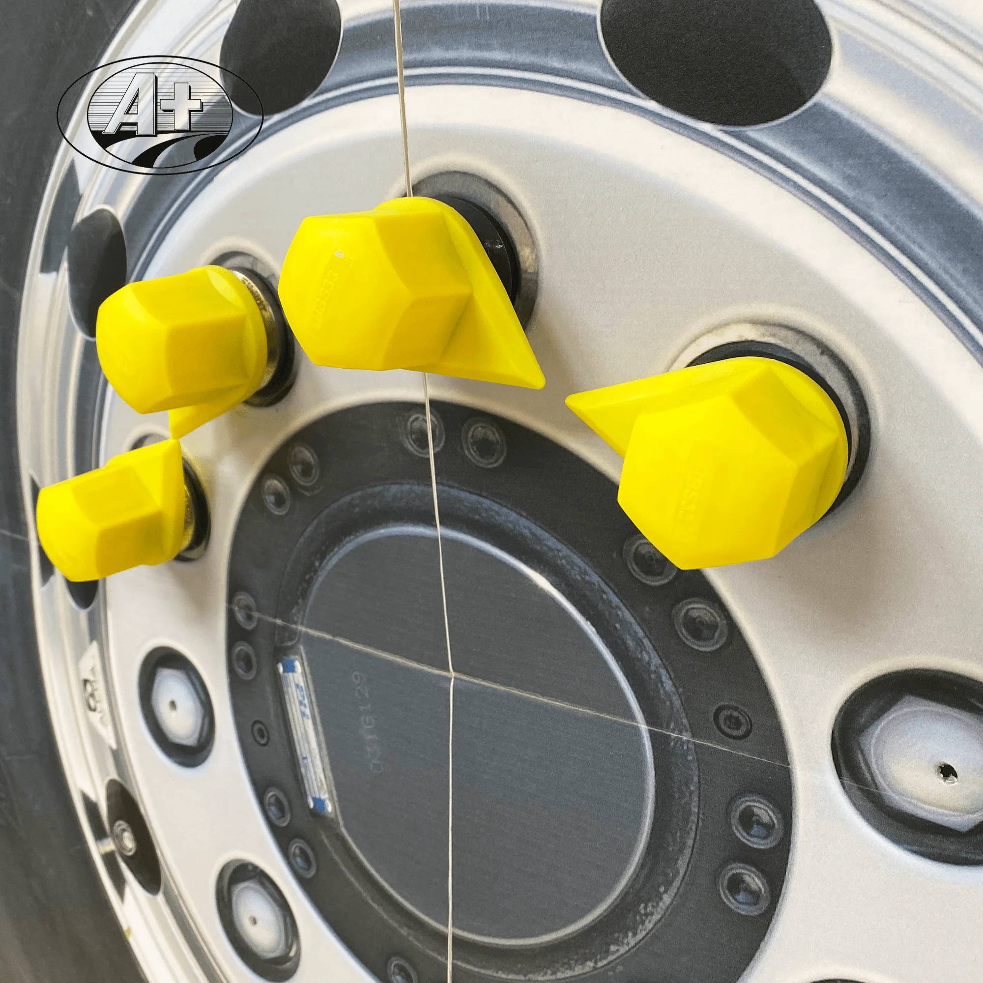 PP+PE wheel nut indicator dust cap 33mm w/24 teeth