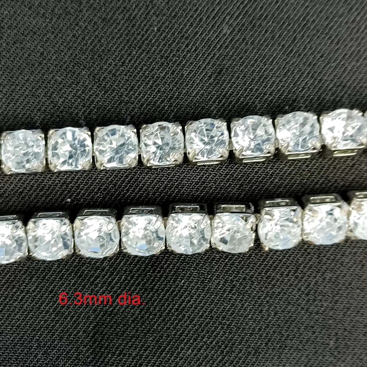 Popular Bling Bling Acrylic chain with Rhinestone