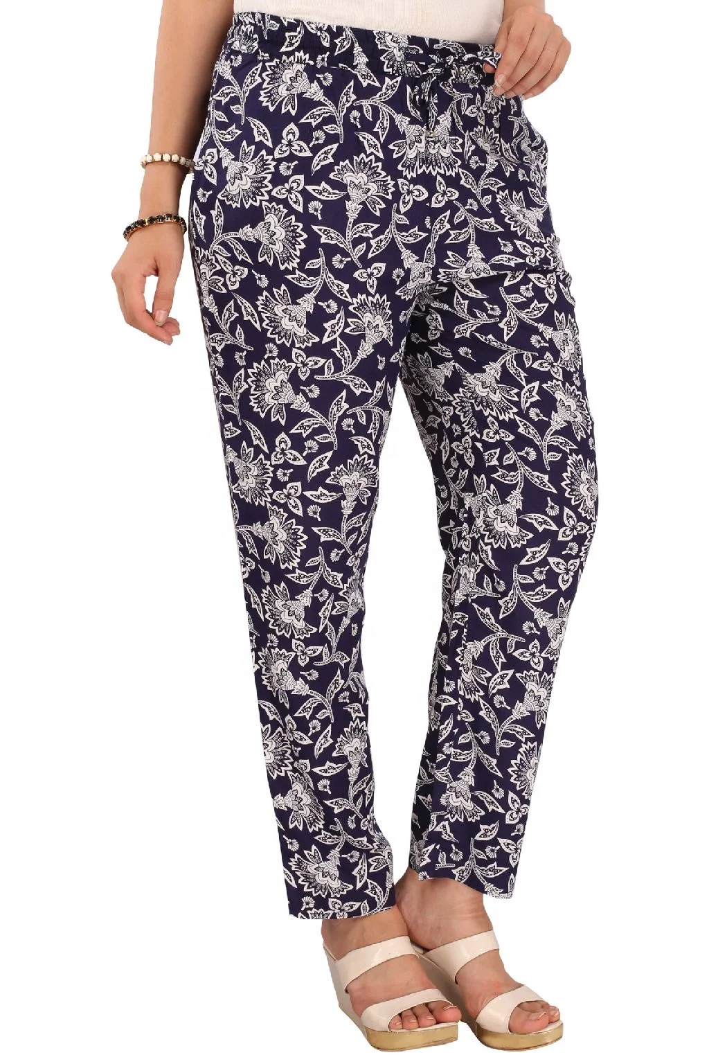 Multiple Sizes Comfortable Wear Ladies Rayon Solid Dyed Pants For Women At Wholesale Price From India