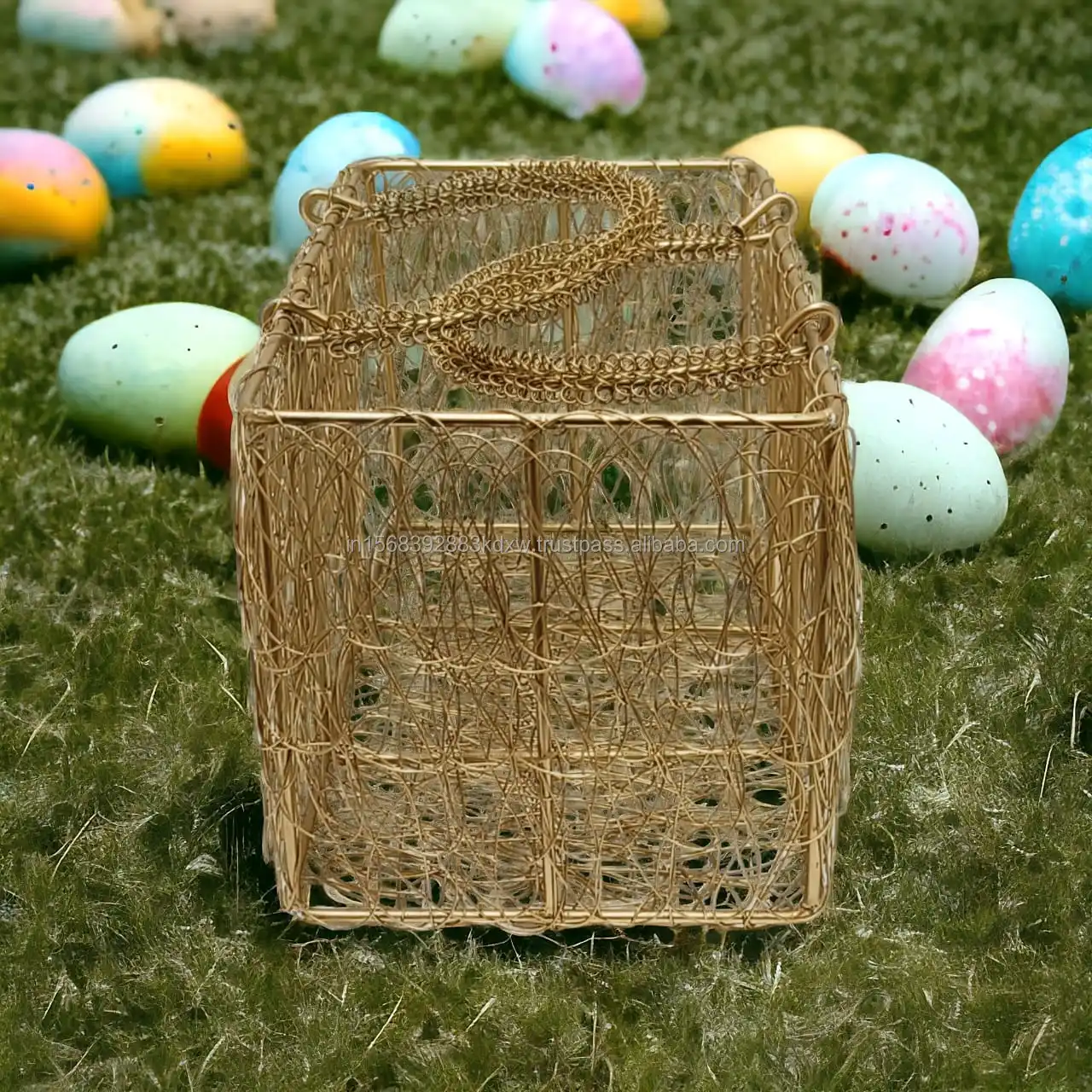 Elegant Looking Gifting Metal Basket for Christmas Gifts, Wedding Hampers, Champagne Gifting