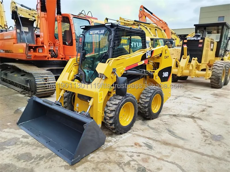 cat 246D SKID loader (4).jpg