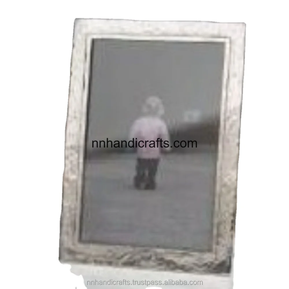 Scandinavian Metal Aluminium Nickel Plated Rectangular Document Frames Table Frames Picture Frames For Family Occasions Girl Fri
