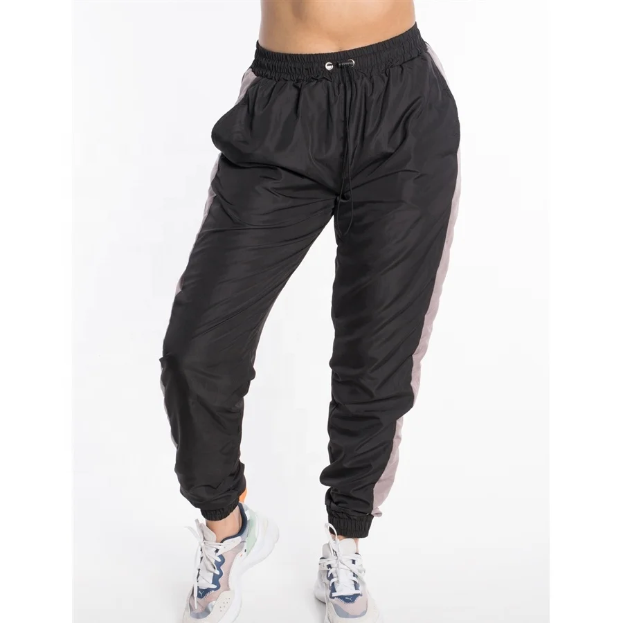 Hot Sale Wholesale Plain Waterproof Windbreaker Brand Jogging Sport Reflective Tracksuits Women