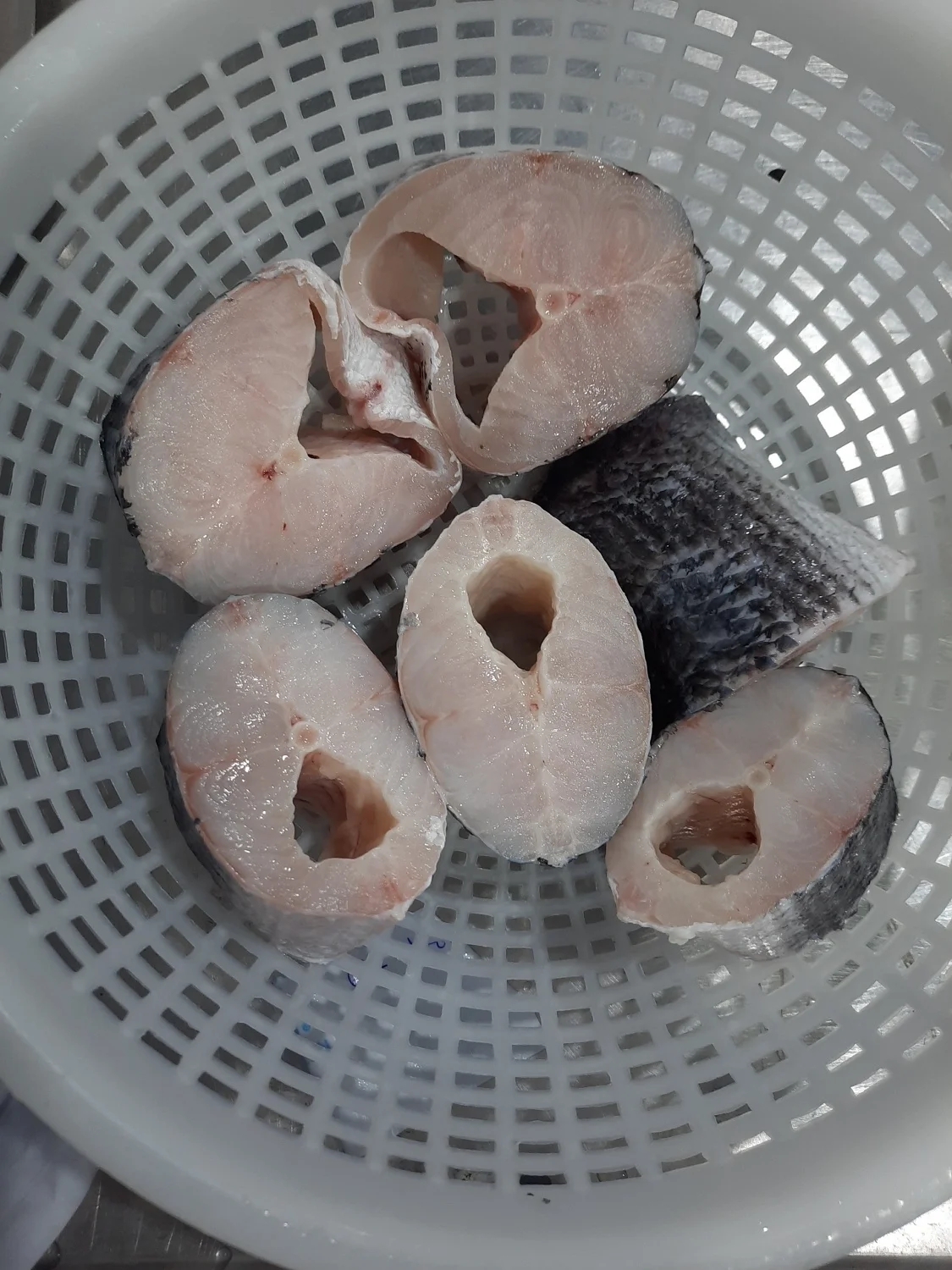 
BEST PRICE! Frozen Giant Snakehead steak from Vietnam 