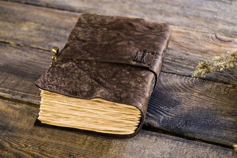 Handmade Genuine Vintage Leather Journal Diary Classic Leather Bound Notebook Leather Hardcover Cover Embossing With Locked