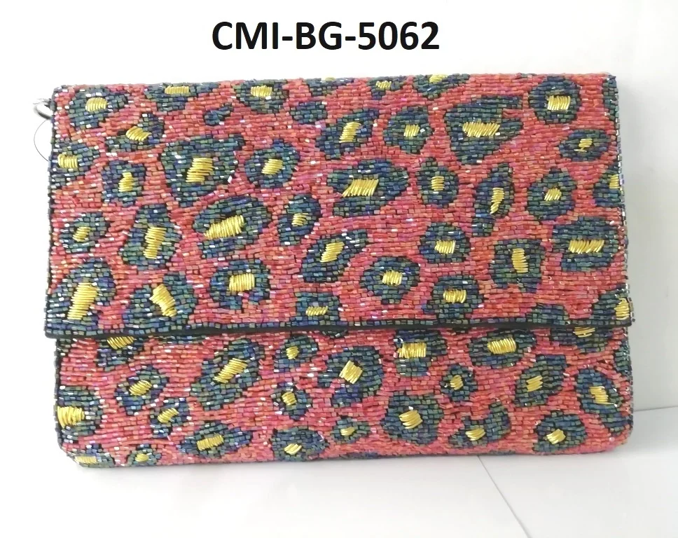 Bee Leopard Clutch Purse / Snap Closure / Mini or Regular / Chain Shoulder Strap / Seed Beads / Gifts for Her / Unique / Queen B