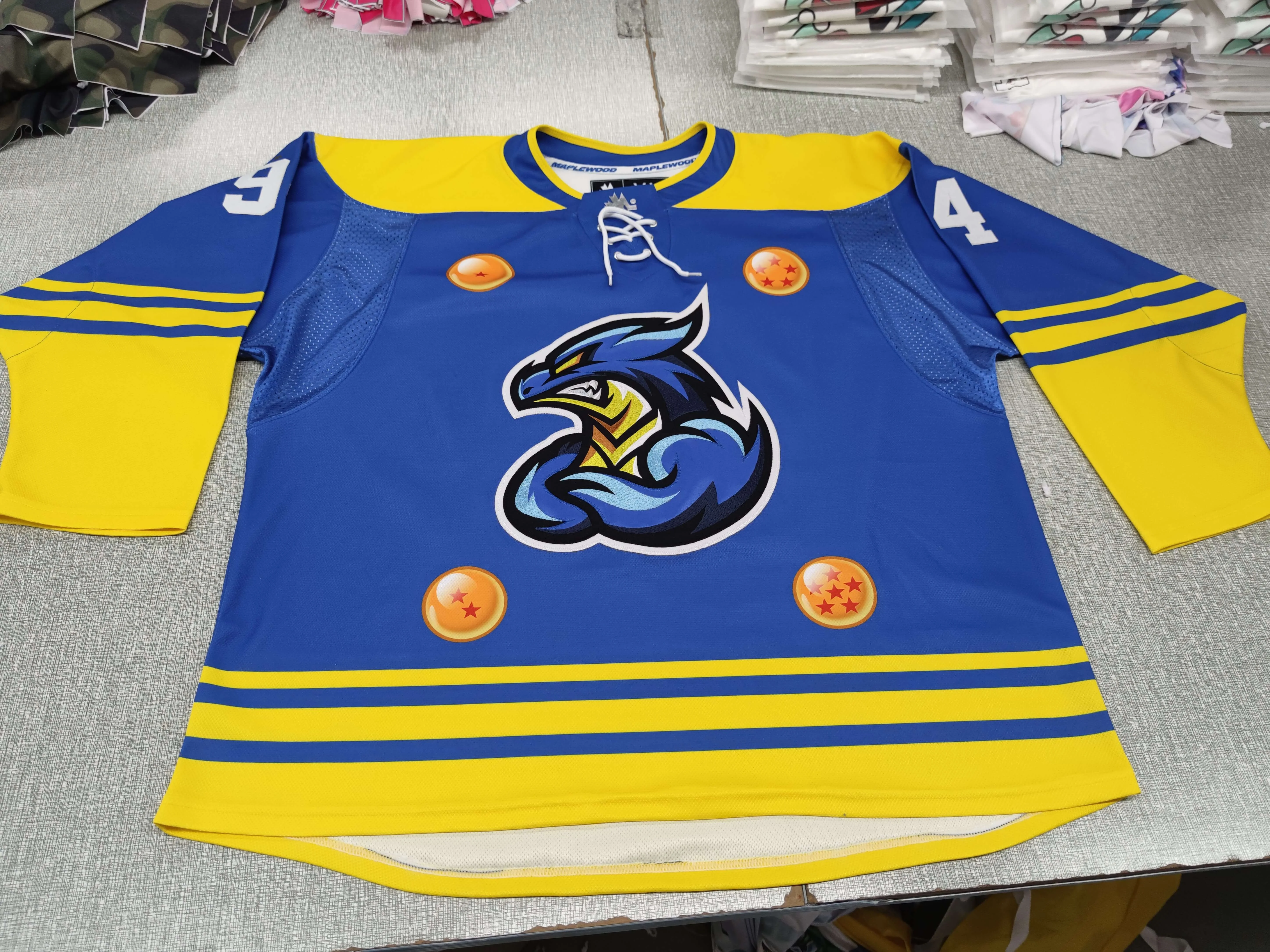 custom high quality college ice hockey uniforms double sided fully sublimation print gum patches 100% poly team hockey jerseys