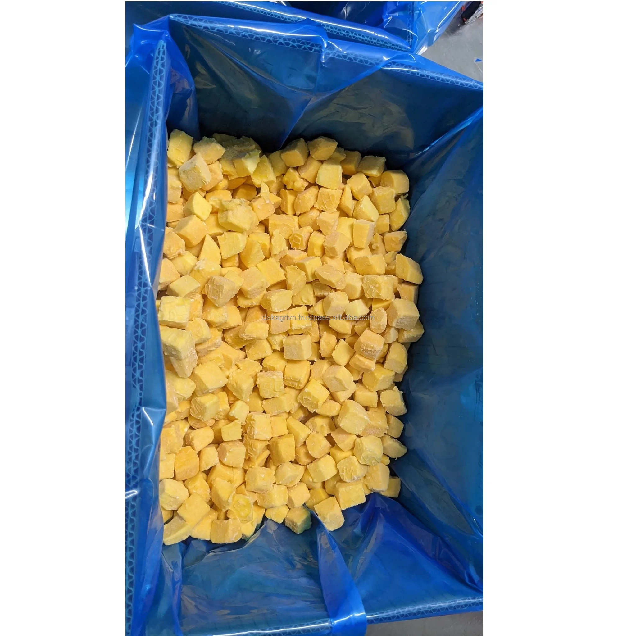 Прямая продажа замороженные кусочки манго круглый год Натуральные Сладкие целые вакуумные кубики едят непосредственно IQF фрукты