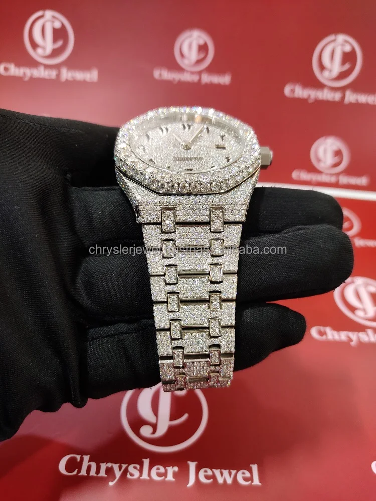 Luxury Alibaba 2024 Best Seller Supplier Manufacturer Wholesaler Exporter Good Price Moissanite Vvs Iced Out Watches In India
