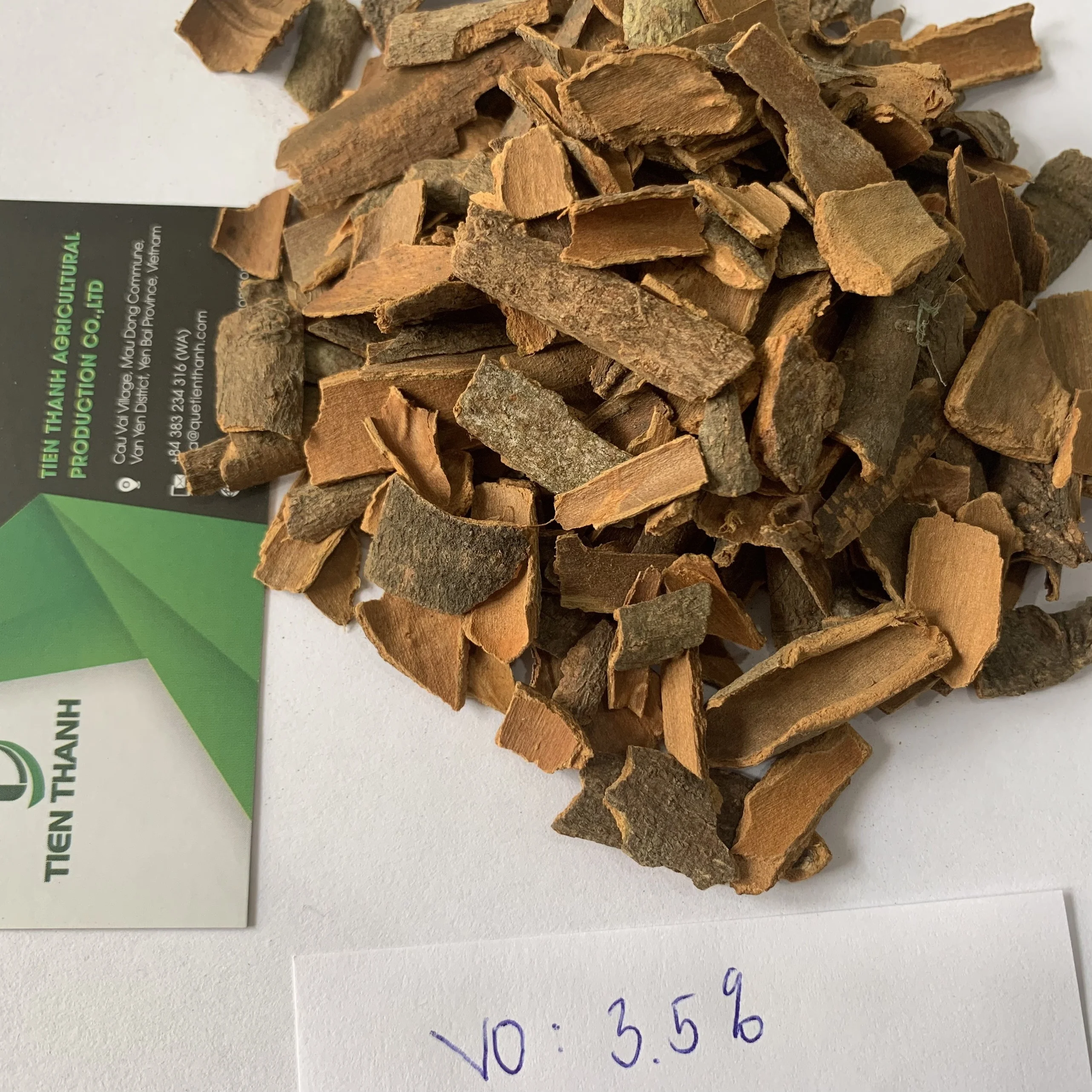 Mossoia Bark Broken/ Massois Tree Cortex/ Cinnamomum Cassia New Crop 2022 (+84 869 734 186)