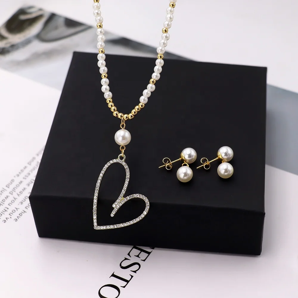Stainless Steel Pearl Chain Hollow Heart Round Fashion Jewelleries Ladies Jewellery
