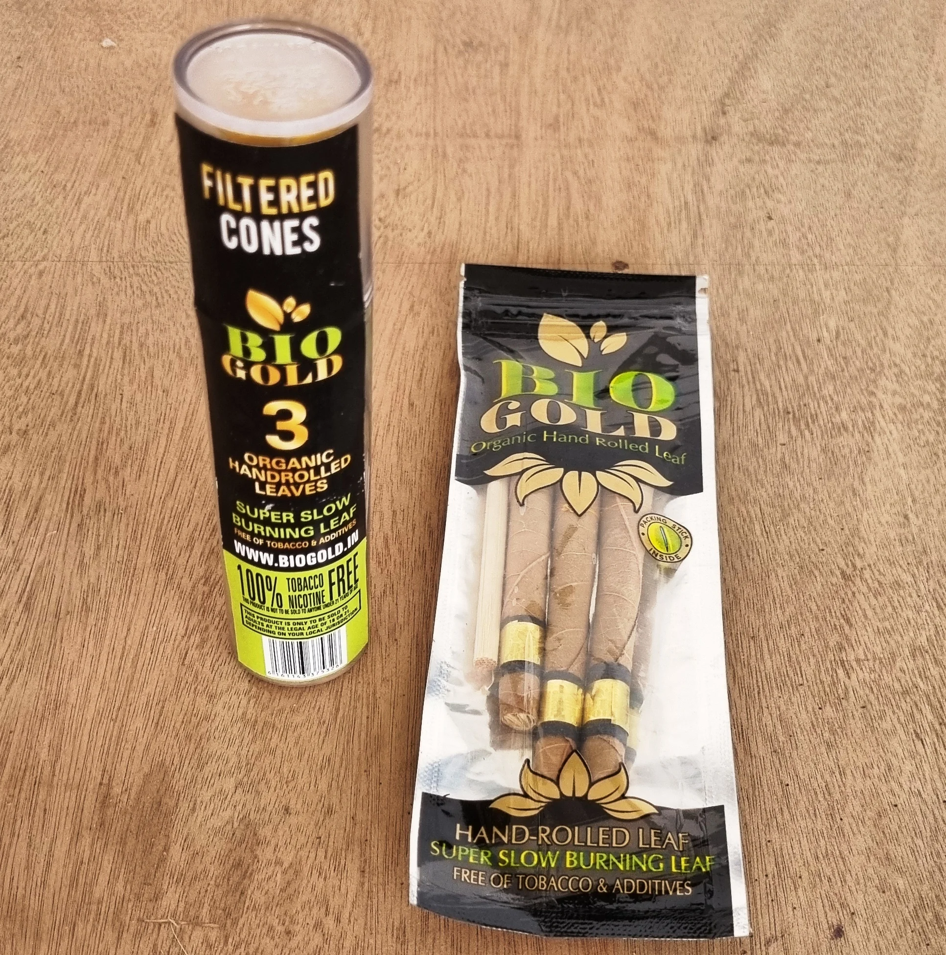 Biogold Ebony Rolled Leaf in pouch & clear tube Pack 5.jpg