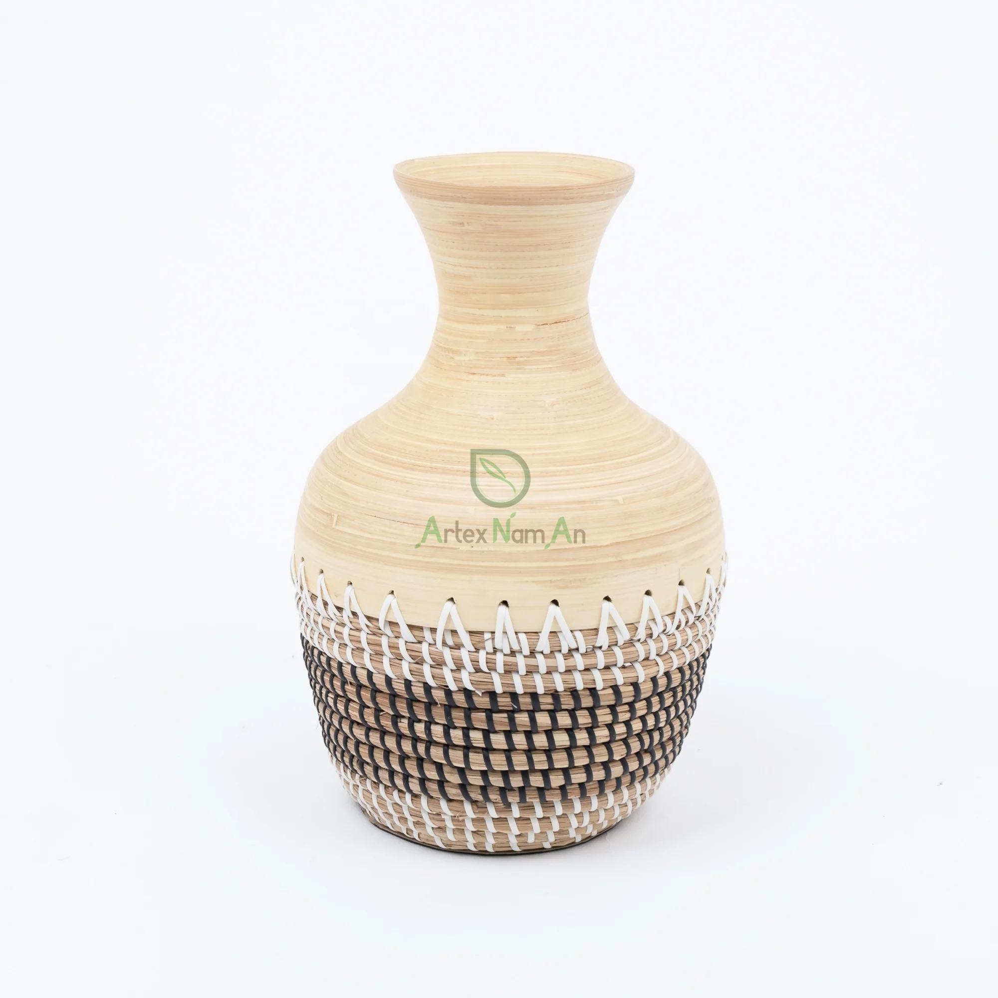 Modern design seagrass and bamboo flower vase/decorative vase for living room/table top decor